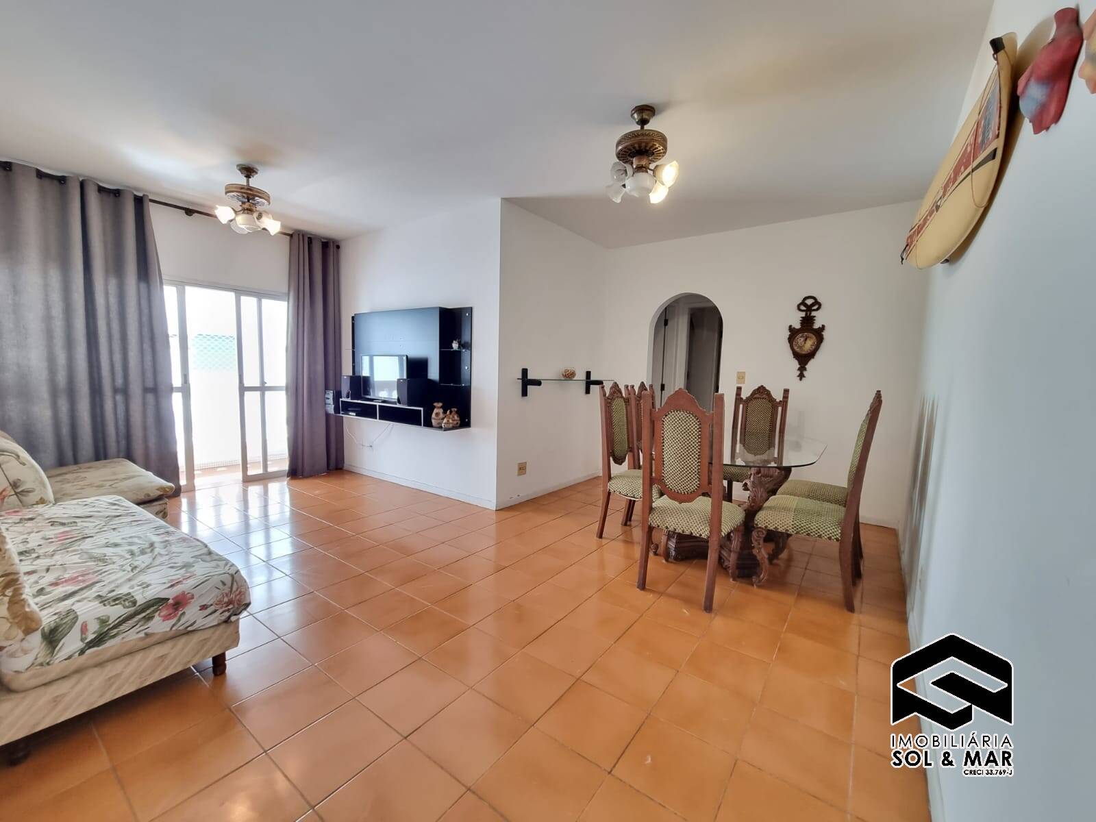 Apartamento à venda e aluguel com 2 quartos, 70m² - Foto 2