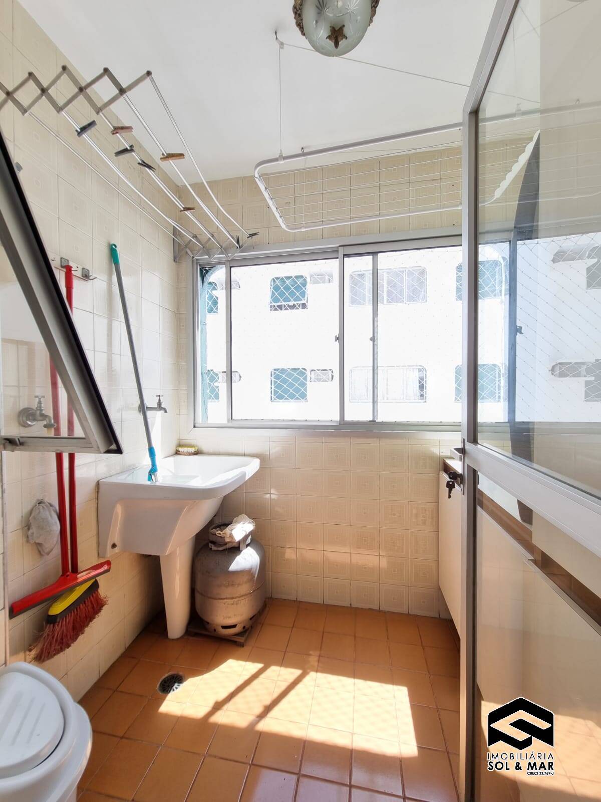 Apartamento à venda e aluguel com 2 quartos, 70m² - Foto 12