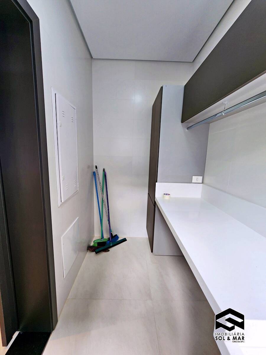 Casa de Condomínio à venda com 5 quartos, 490m² - Foto 32