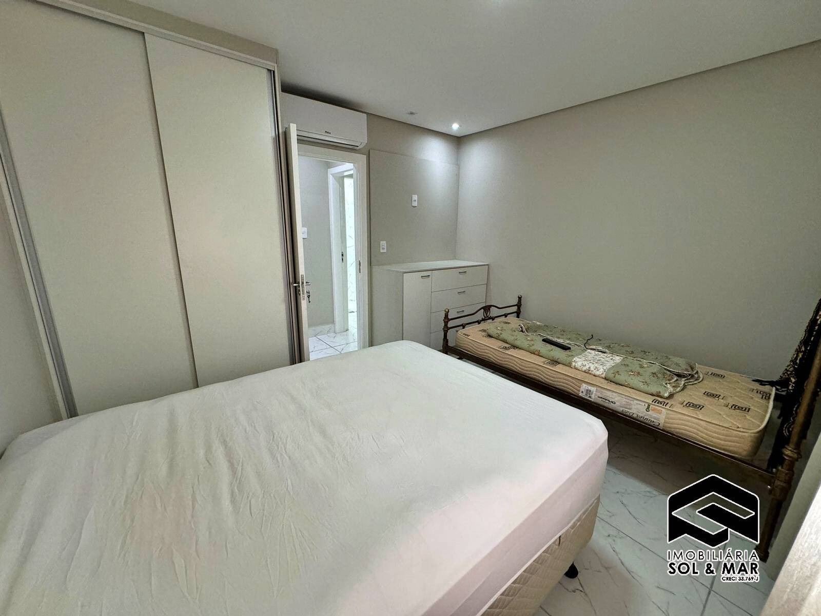 Apartamento à venda com 2 quartos, 75m² - Foto 14