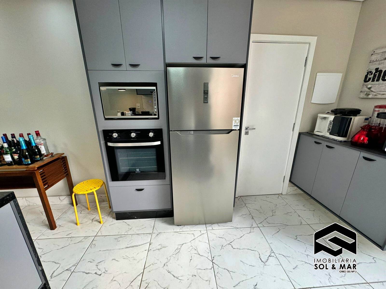 Apartamento à venda com 2 quartos, 75m² - Foto 29