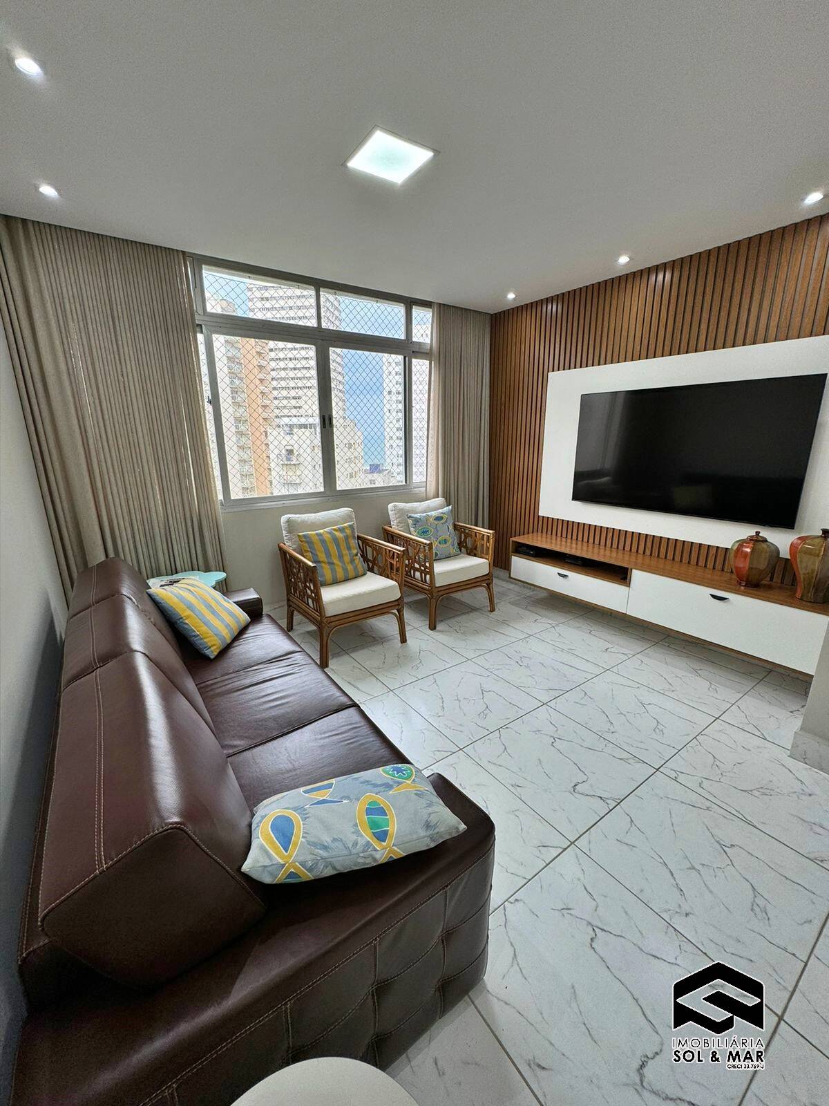 Apartamento à venda com 2 quartos, 75m² - Foto 7