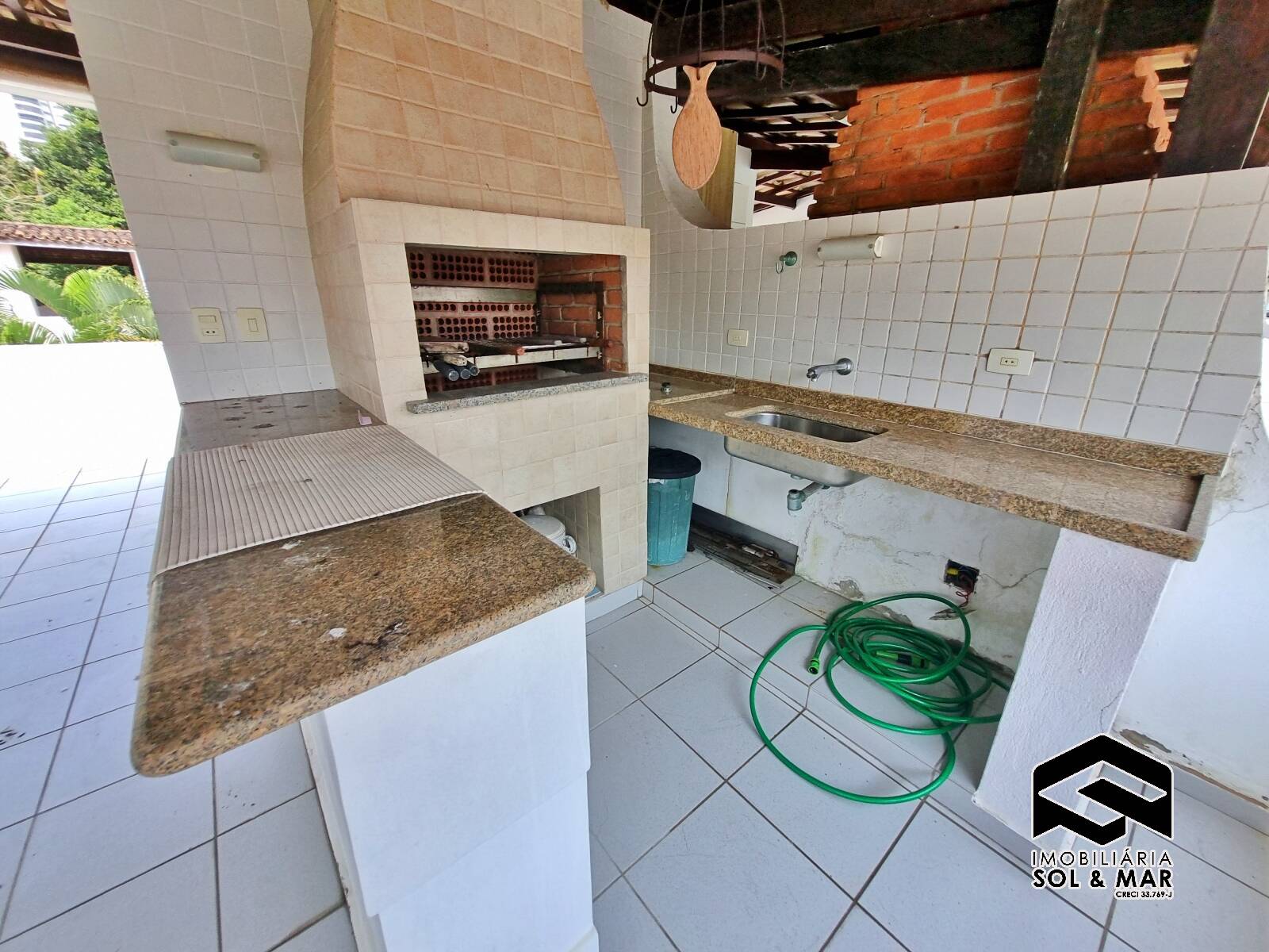 Casa de Condomínio à venda com 3 quartos, 185m² - Foto 33