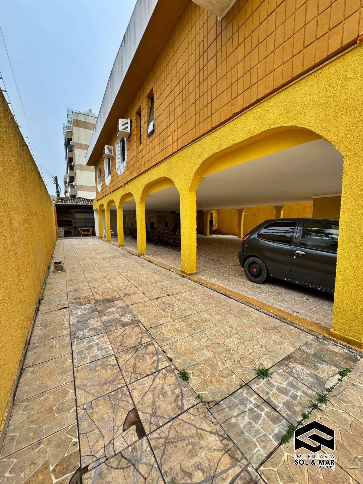 Casa para alugar com 5 quartos, 500m² - Foto 8