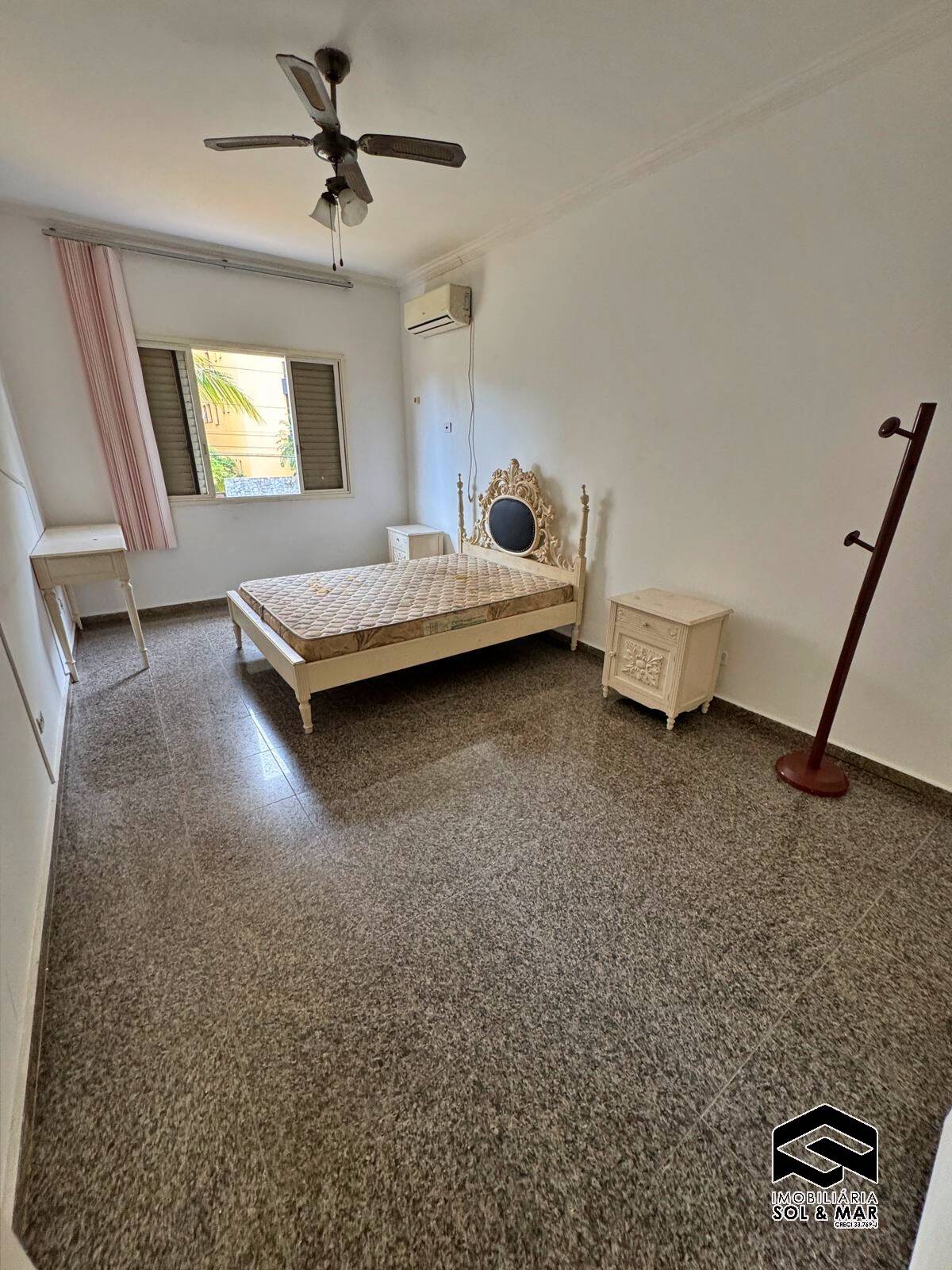 Casa para alugar com 5 quartos, 500m² - Foto 29