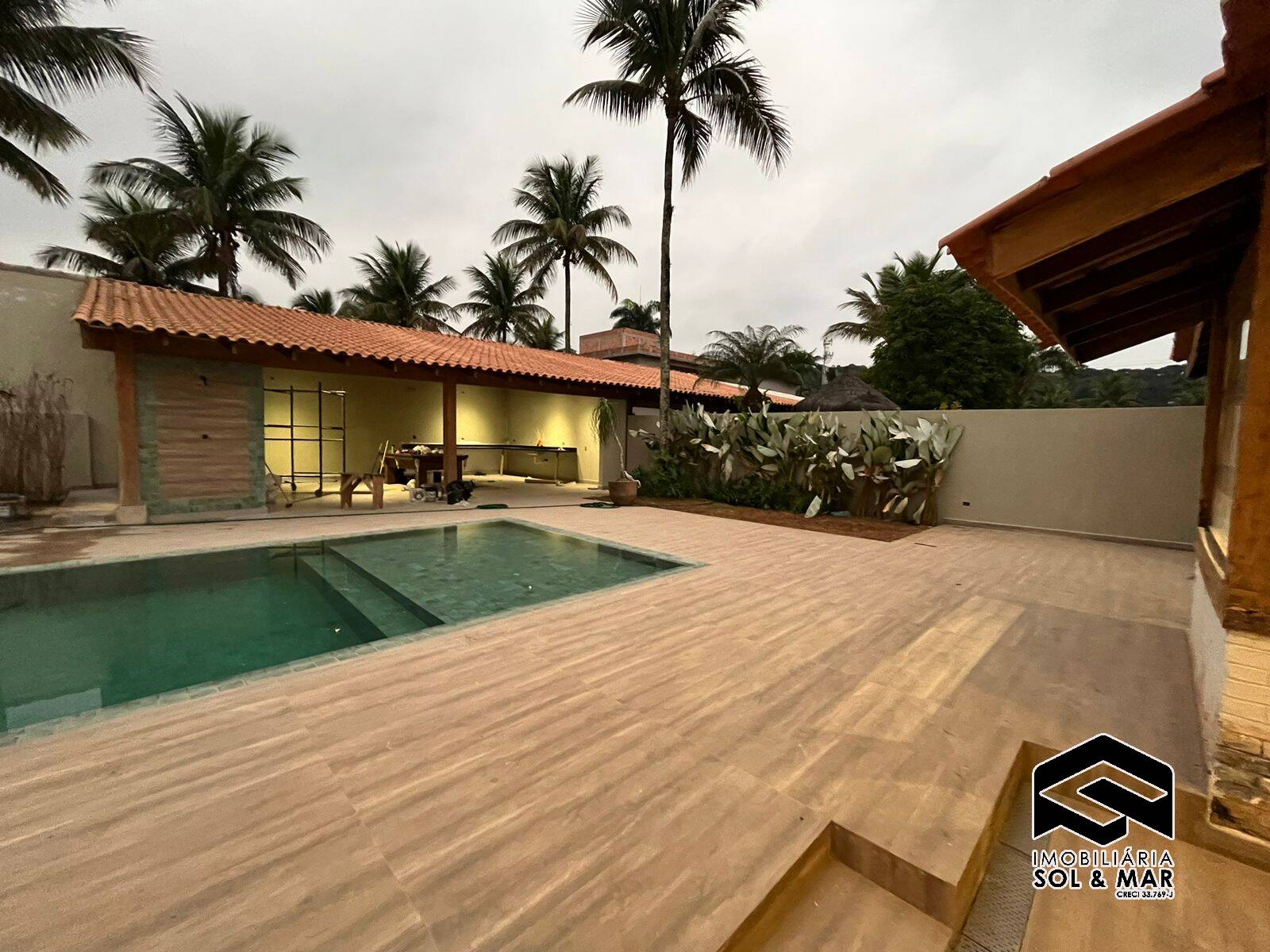 Casa de Condomínio à venda com 4 quartos, 320m² - Foto 7