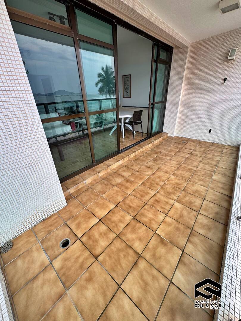 Apartamento para alugar com 3 quartos, 180m² - Foto 6