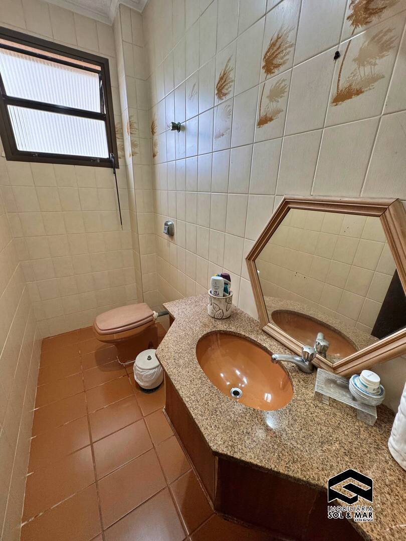 Apartamento para alugar com 3 quartos, 180m² - Foto 8