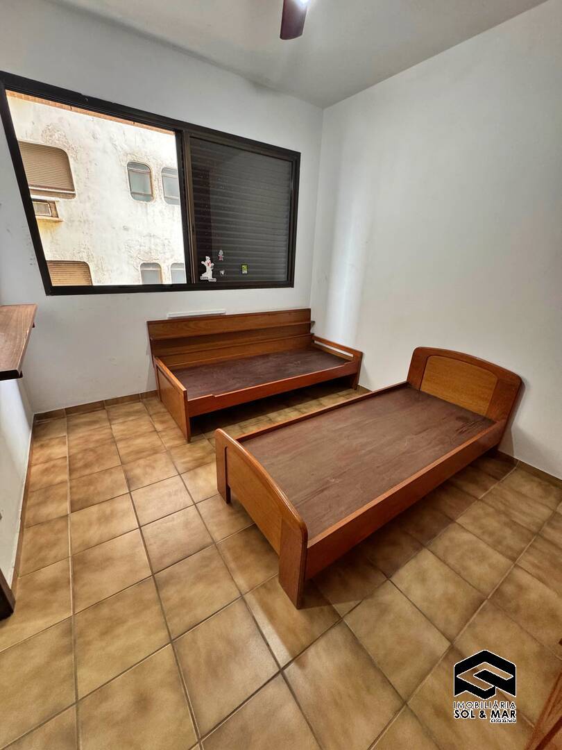 Apartamento para alugar com 3 quartos, 180m² - Foto 16