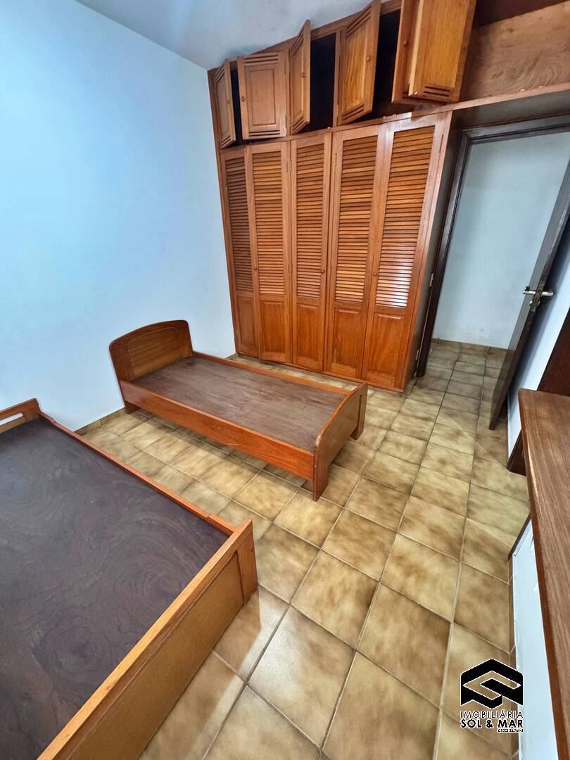 Apartamento para alugar com 3 quartos, 180m² - Foto 17