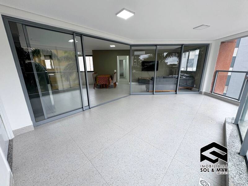 Apartamento para alugar com 3 quartos, 110m² - Foto 5