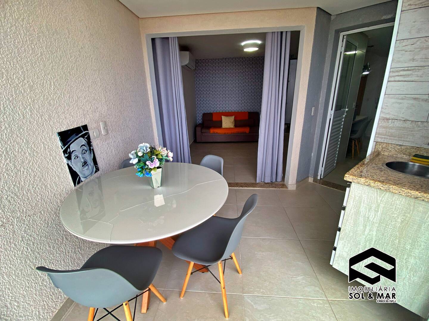 Apartamento para alugar com 2 quartos, 75m² - Foto 10