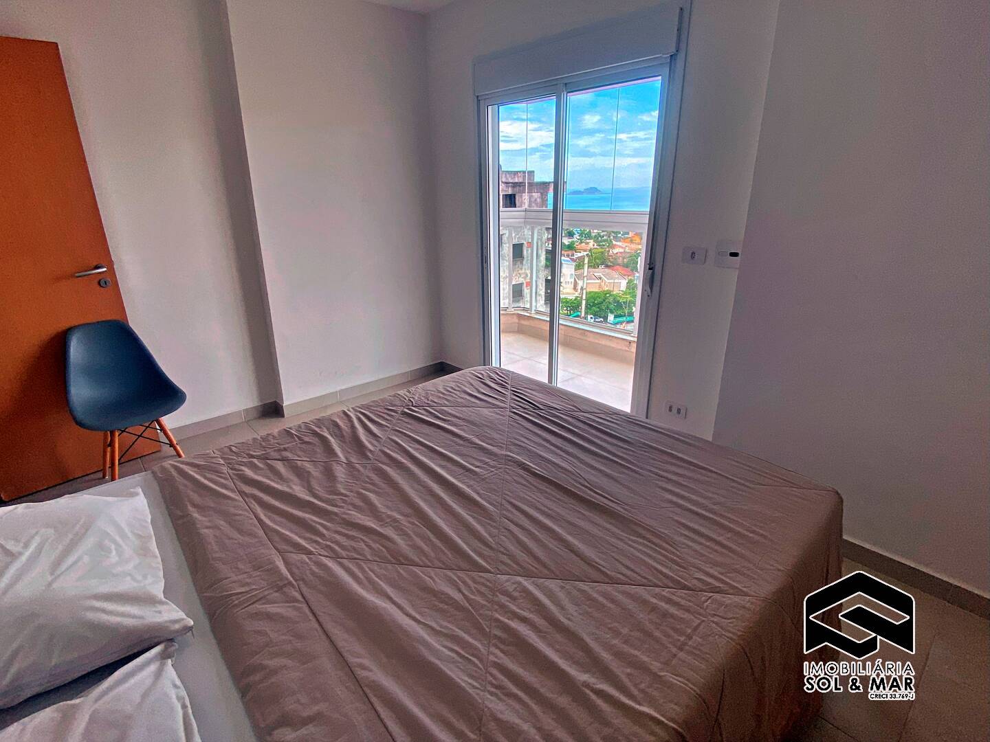 Apartamento para alugar com 2 quartos, 75m² - Foto 17