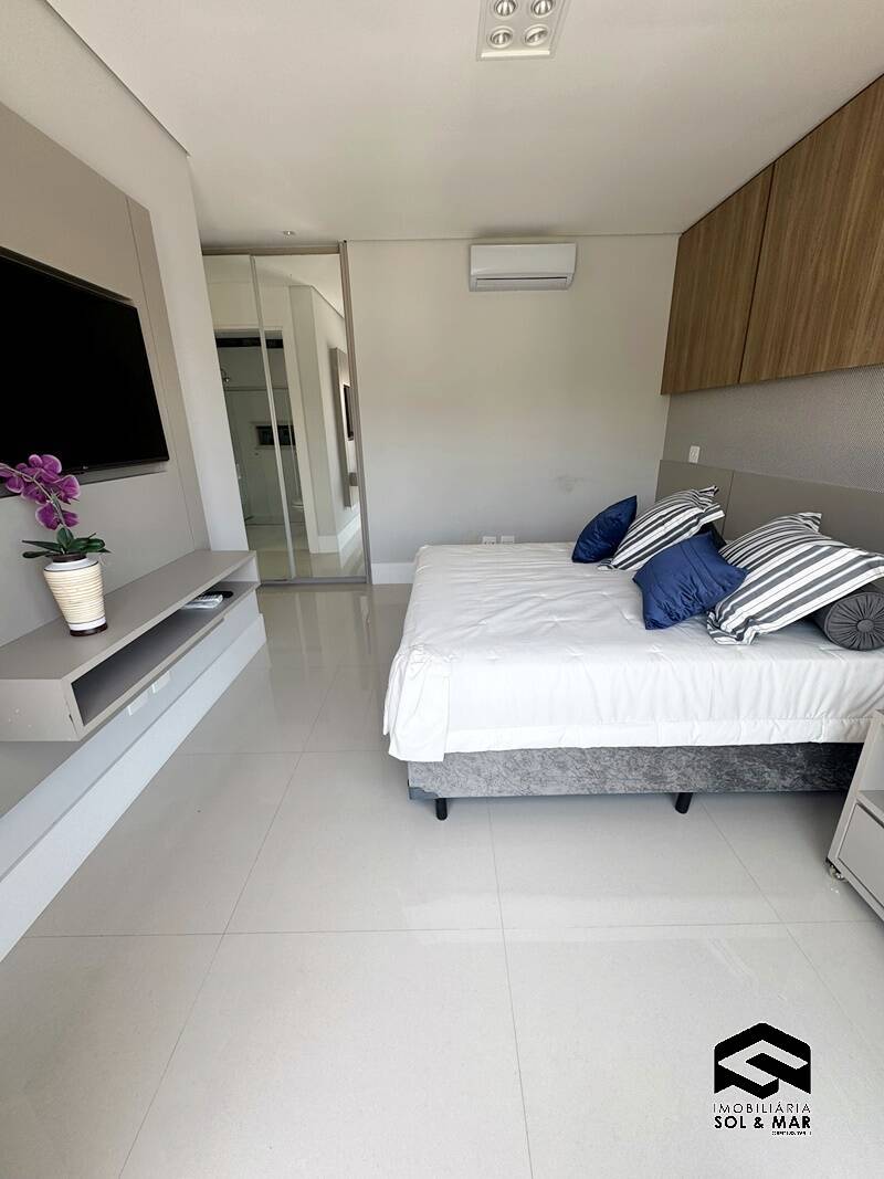 Casa de Condomínio à venda com 4 quartos, 500m² - Foto 66