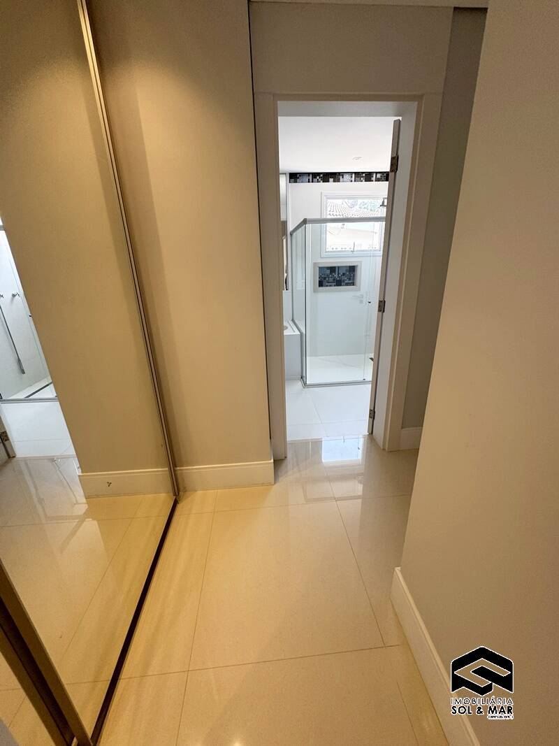 Casa de Condomínio à venda com 4 quartos, 500m² - Foto 73