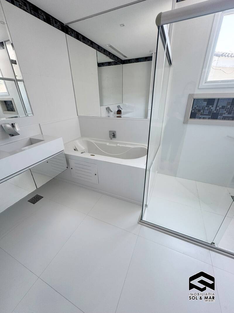 Casa de Condomínio à venda com 4 quartos, 500m² - Foto 75
