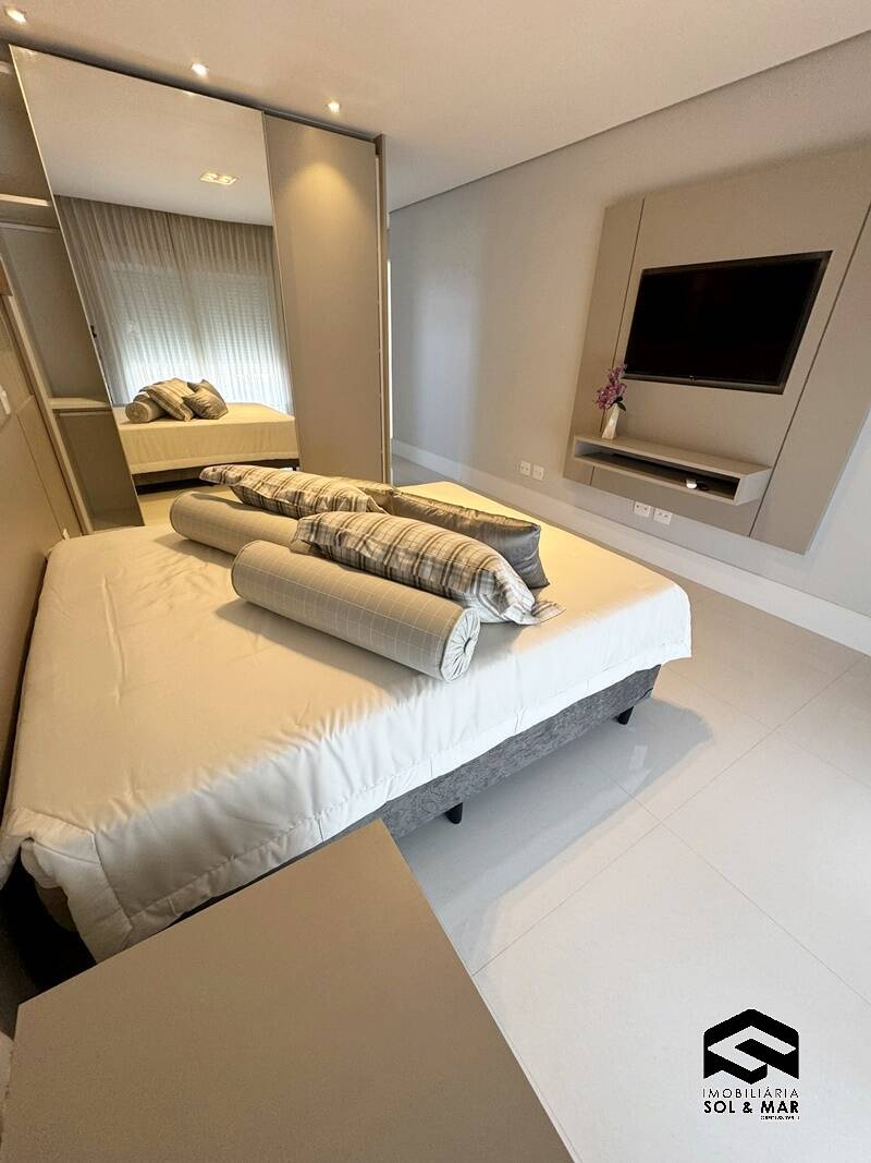 Casa de Condomínio à venda com 4 quartos, 500m² - Foto 92