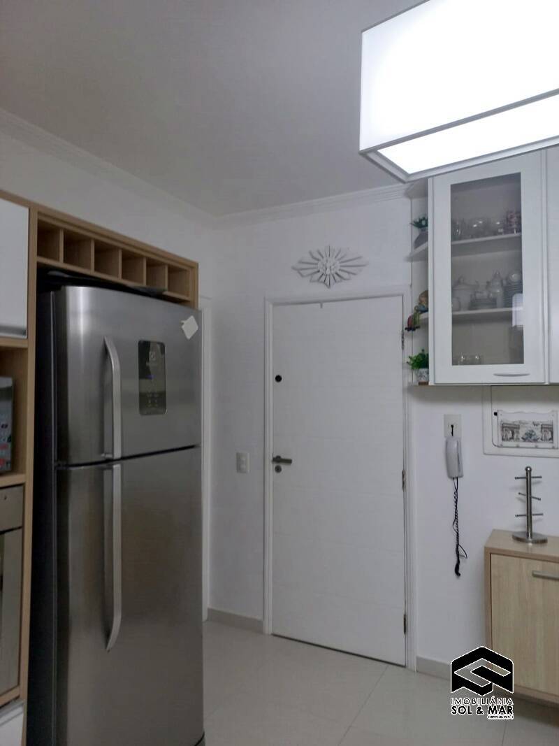 Apartamento à venda com 3 quartos, 142m² - Foto 18