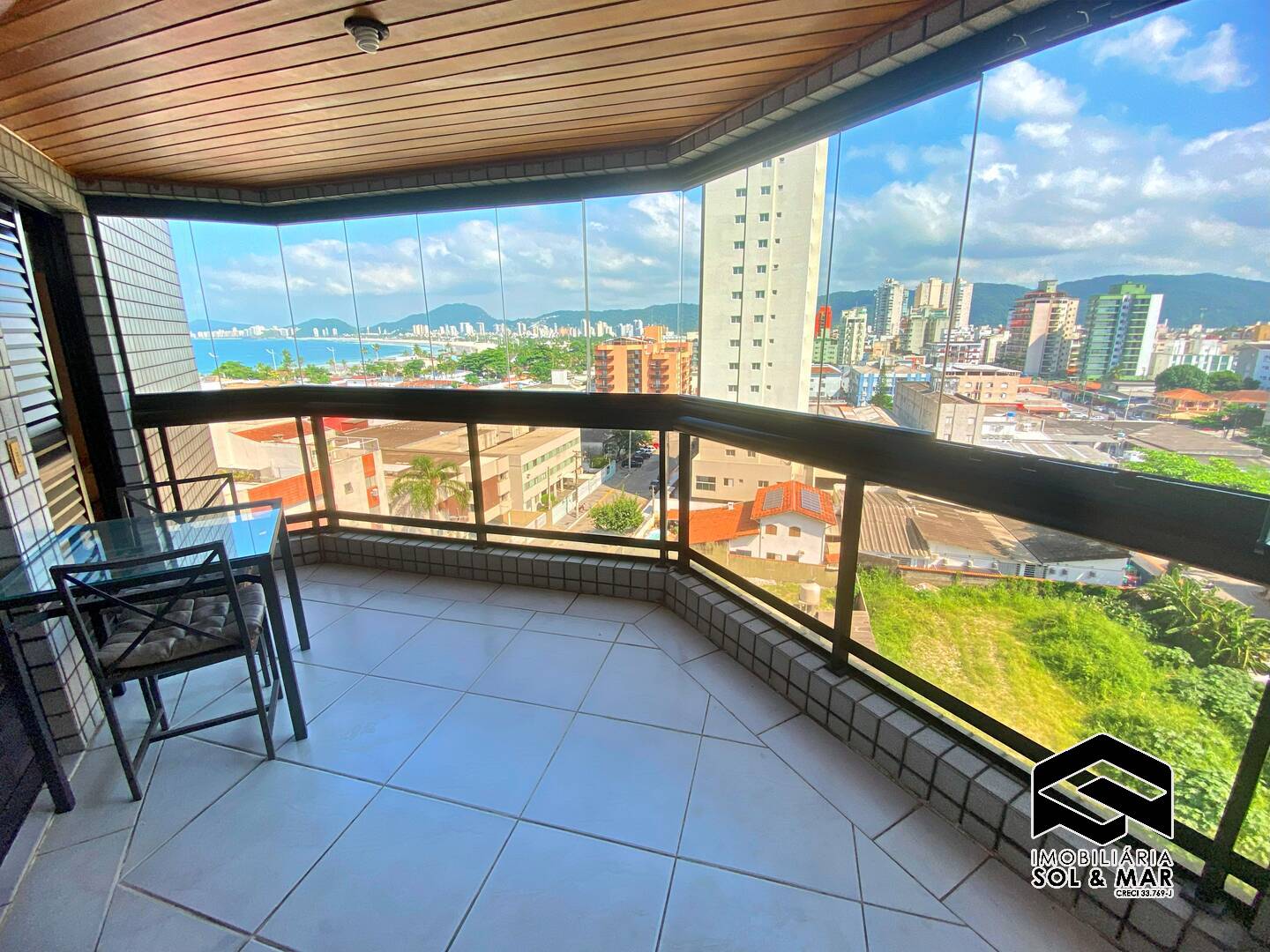 Apartamento à venda com 3 quartos, 95m² - Foto 3