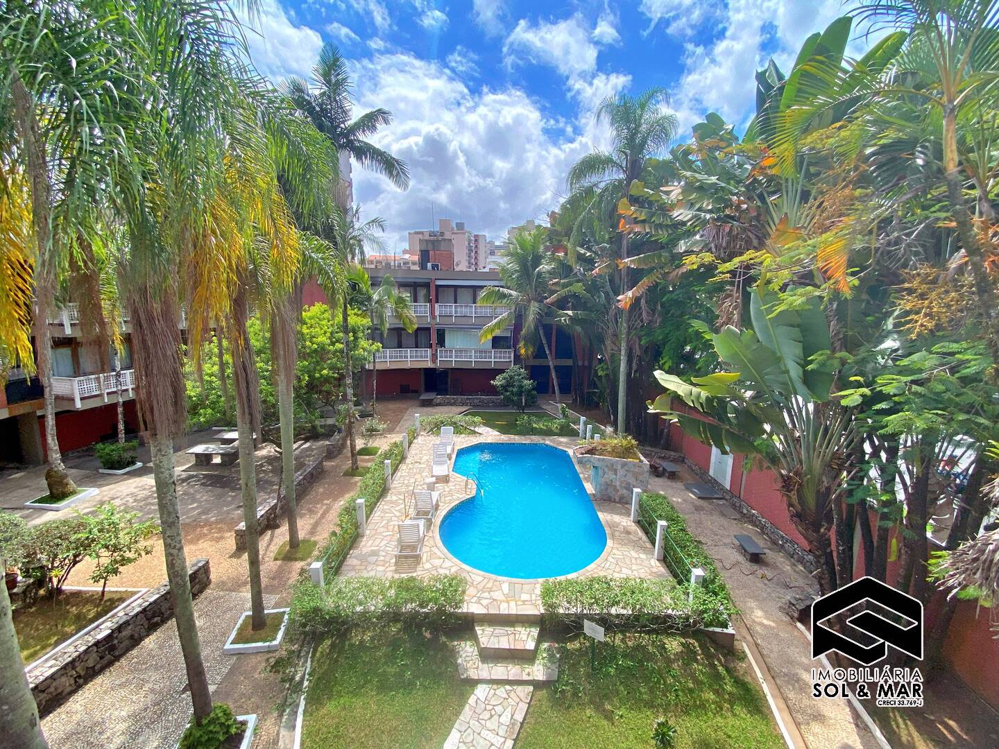 Apartamento à venda e aluguel com 3 quartos, 137m² - Foto 3