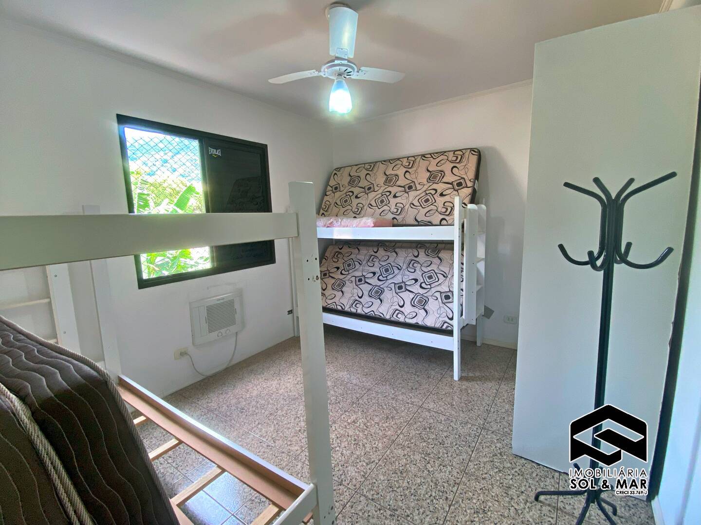 Apartamento para alugar com 3 quartos, 97m² - Foto 12