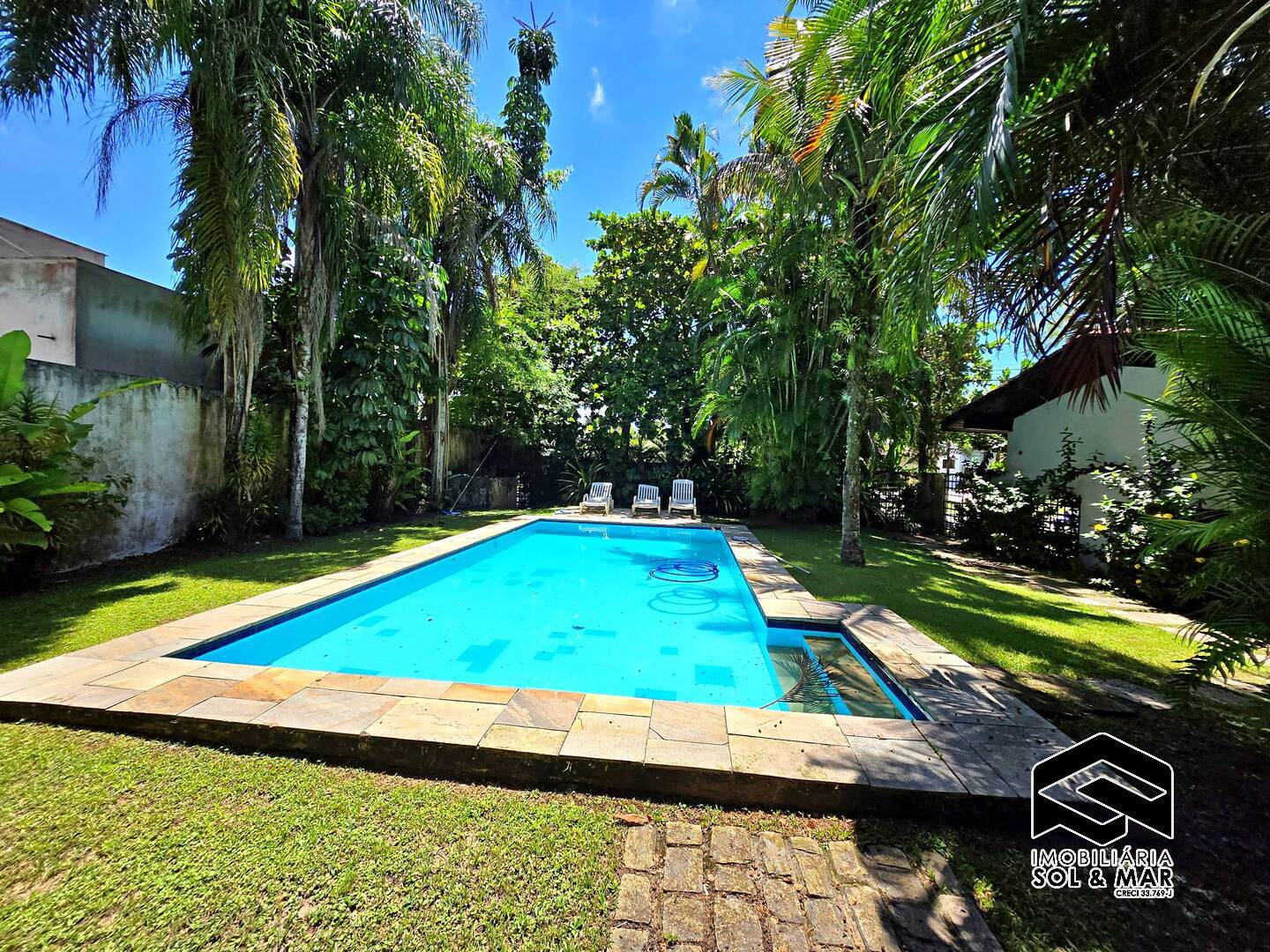Casa de Condomínio à venda com 3 quartos, 250m² - Foto 5