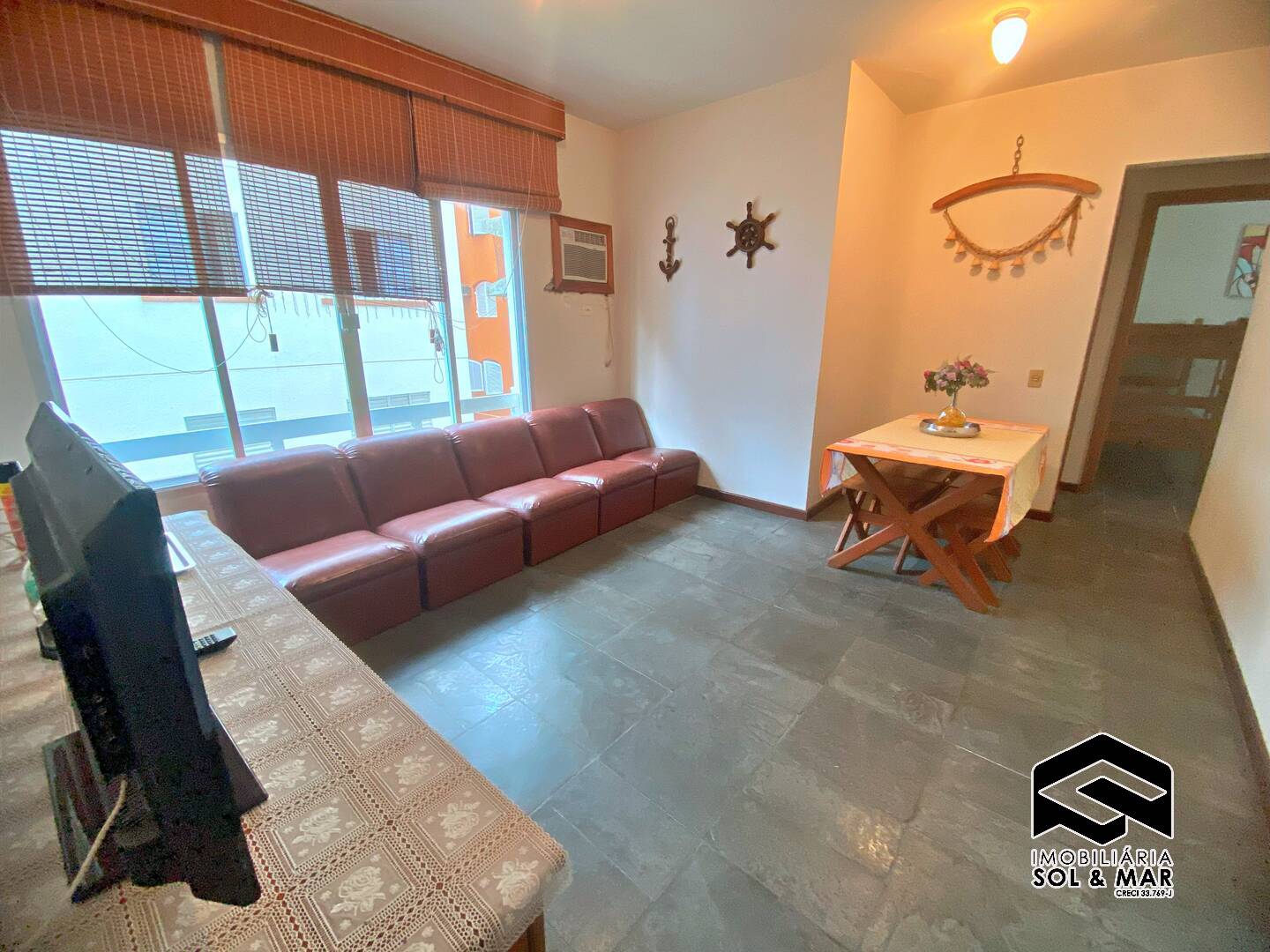 Apartamento à venda com 2 quartos, 65m² - Foto 2