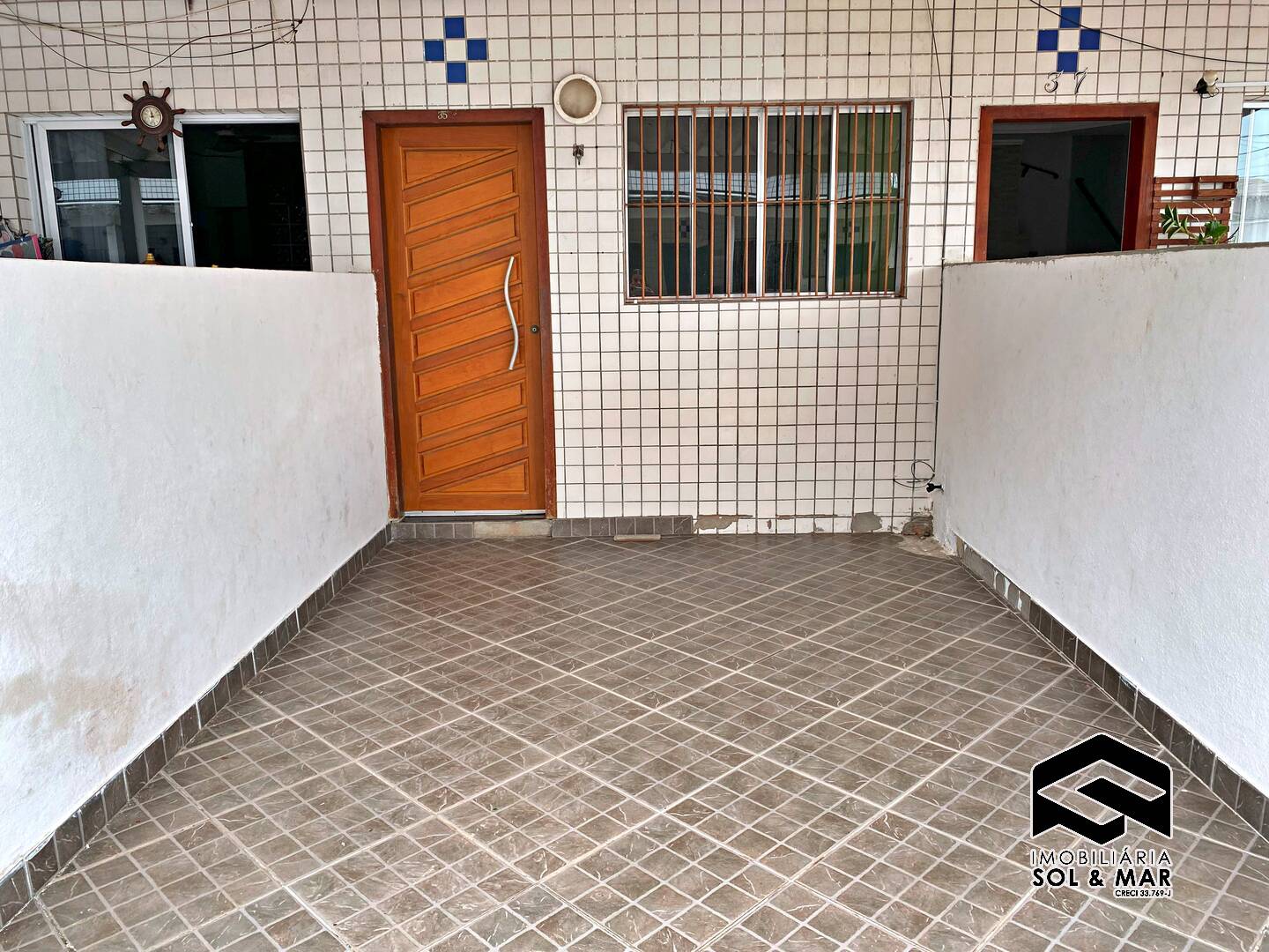 Casa à venda com 2 quartos, 46m² - Foto 2