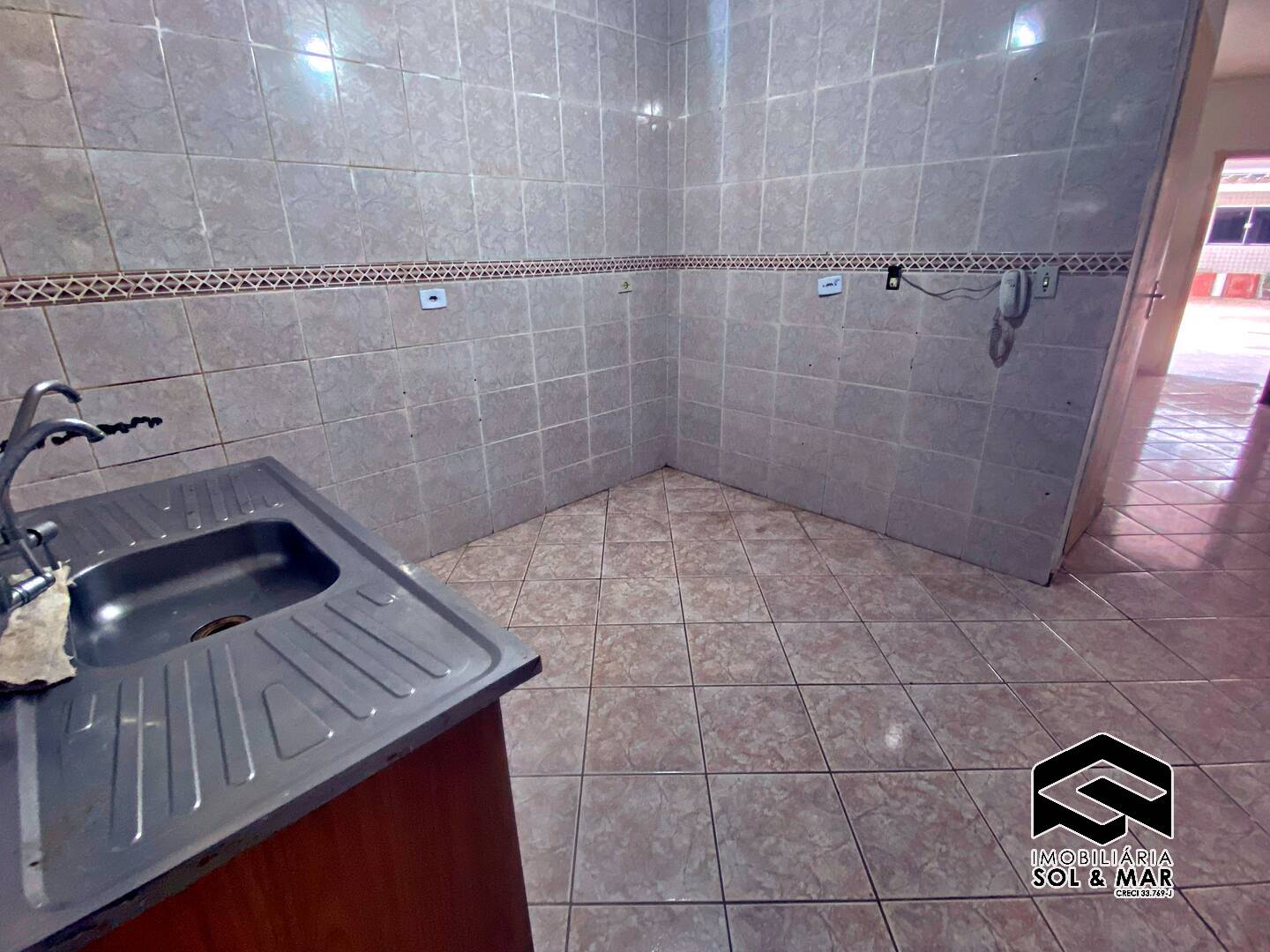 Casa à venda com 2 quartos, 46m² - Foto 9