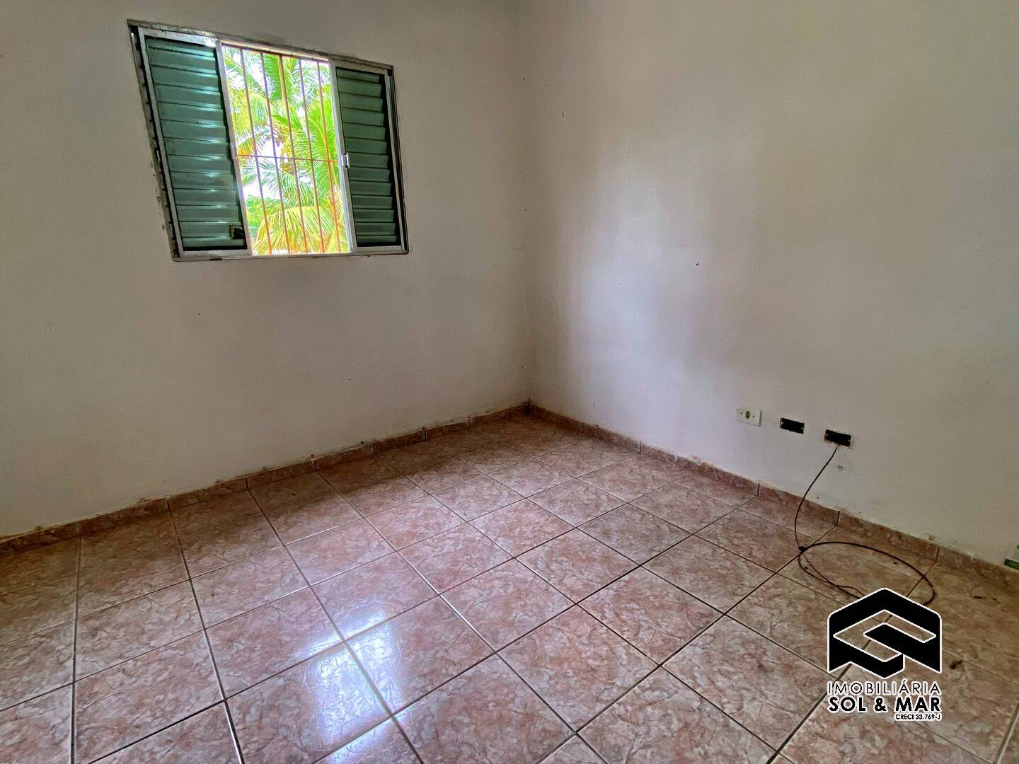 Casa à venda com 2 quartos, 46m² - Foto 17