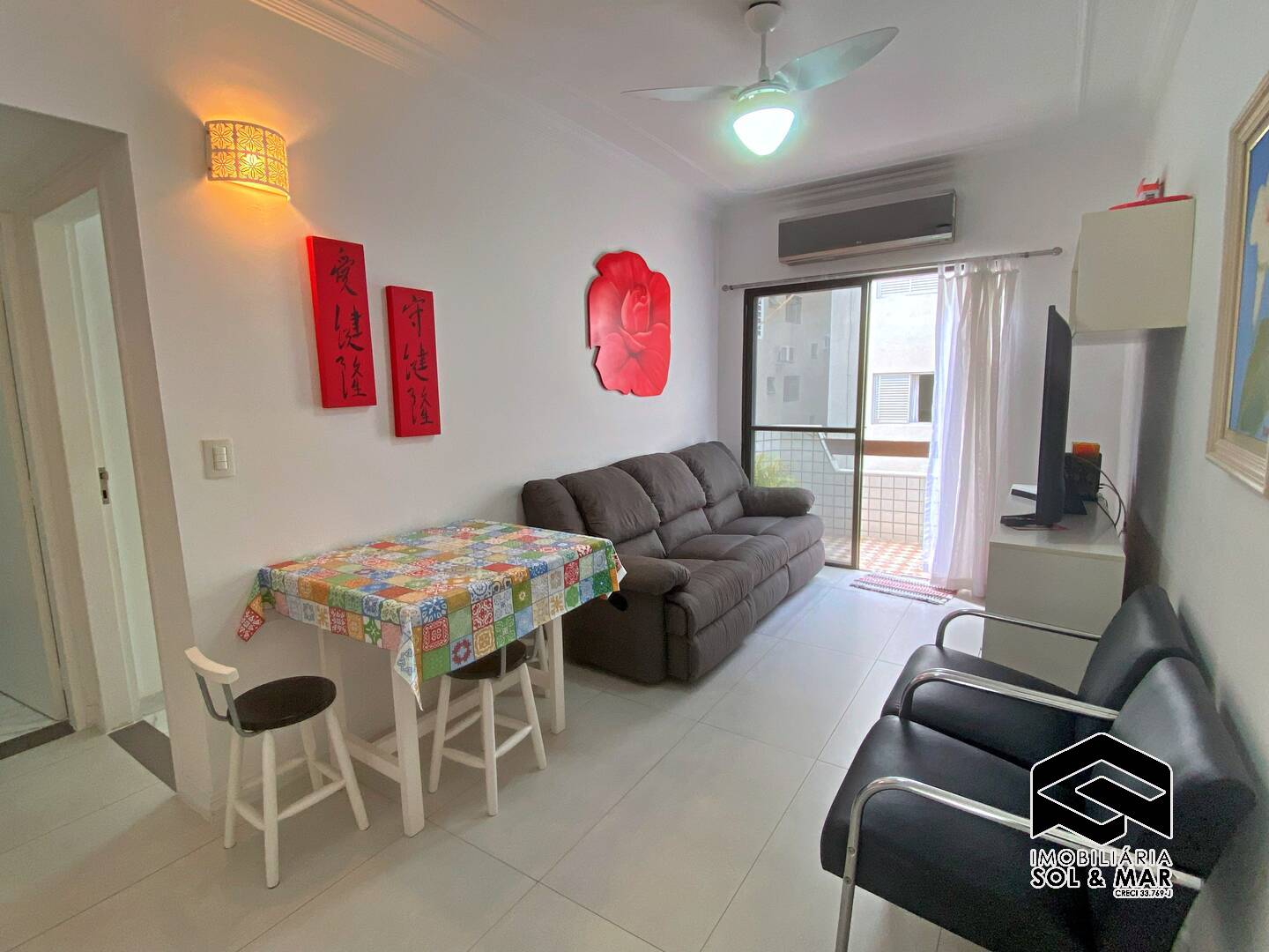 Apartamento à venda com 2 quartos, 65m² - Foto 1