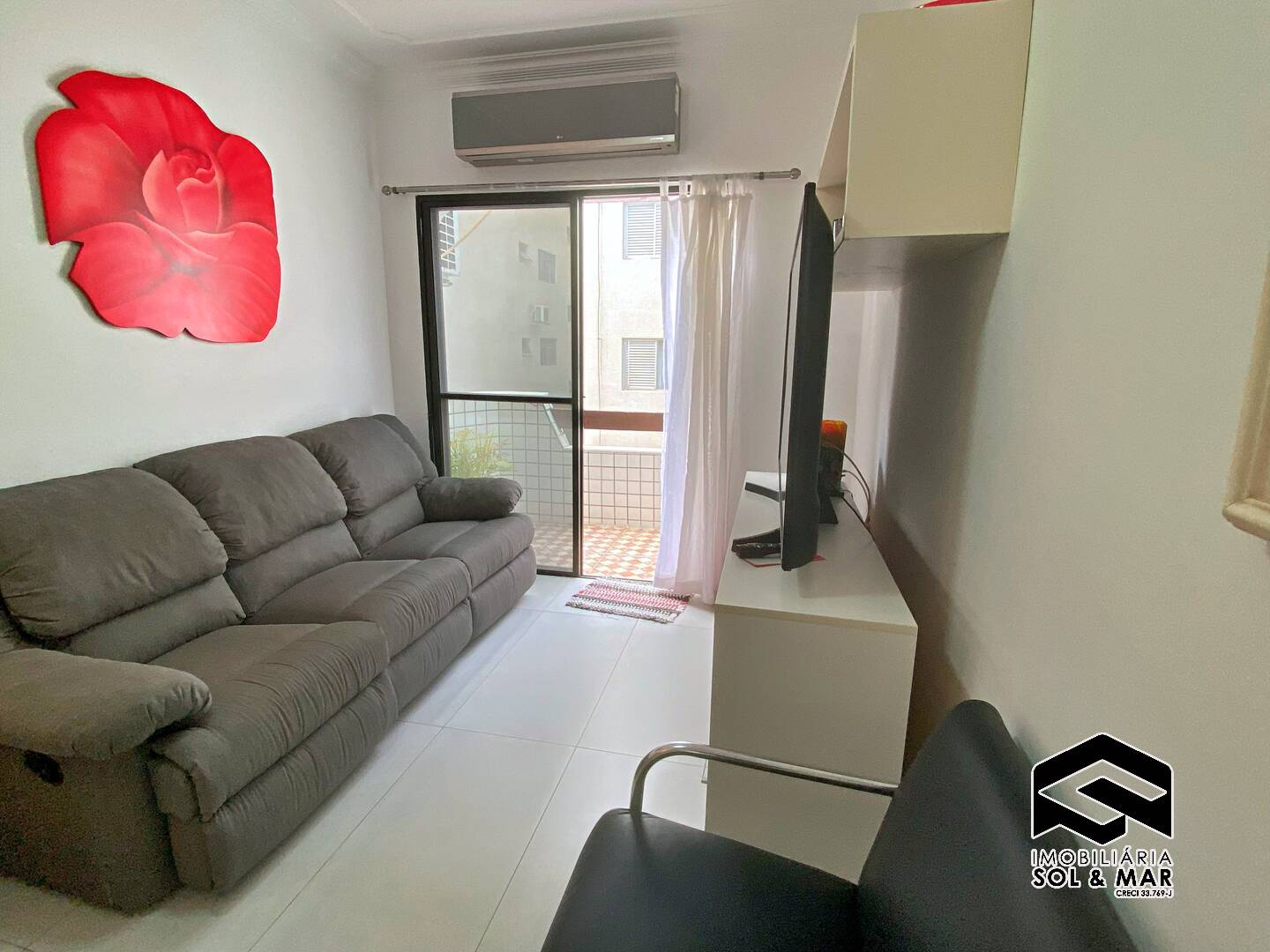 Apartamento à venda com 2 quartos, 65m² - Foto 3
