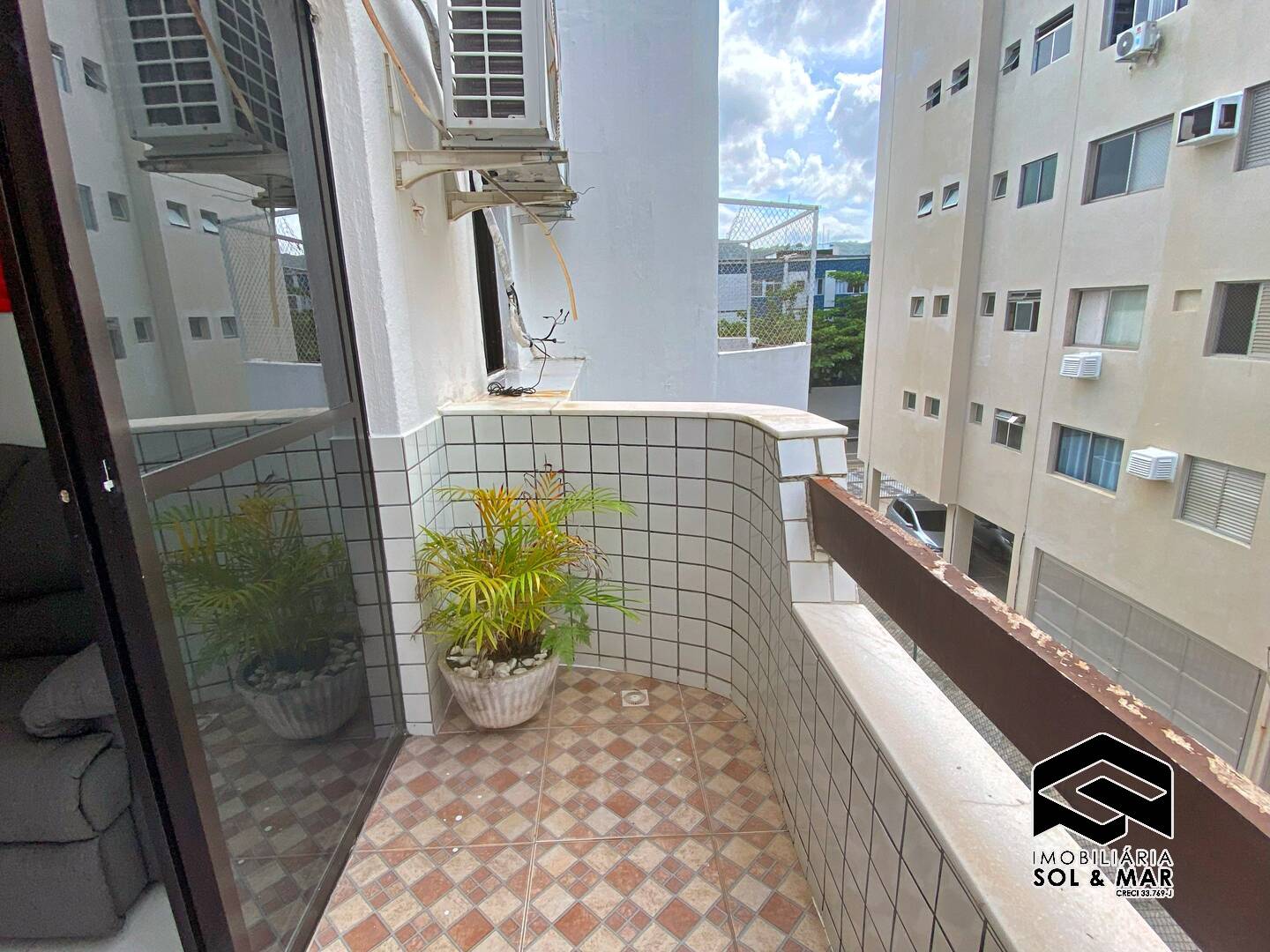 Apartamento à venda com 2 quartos, 65m² - Foto 5