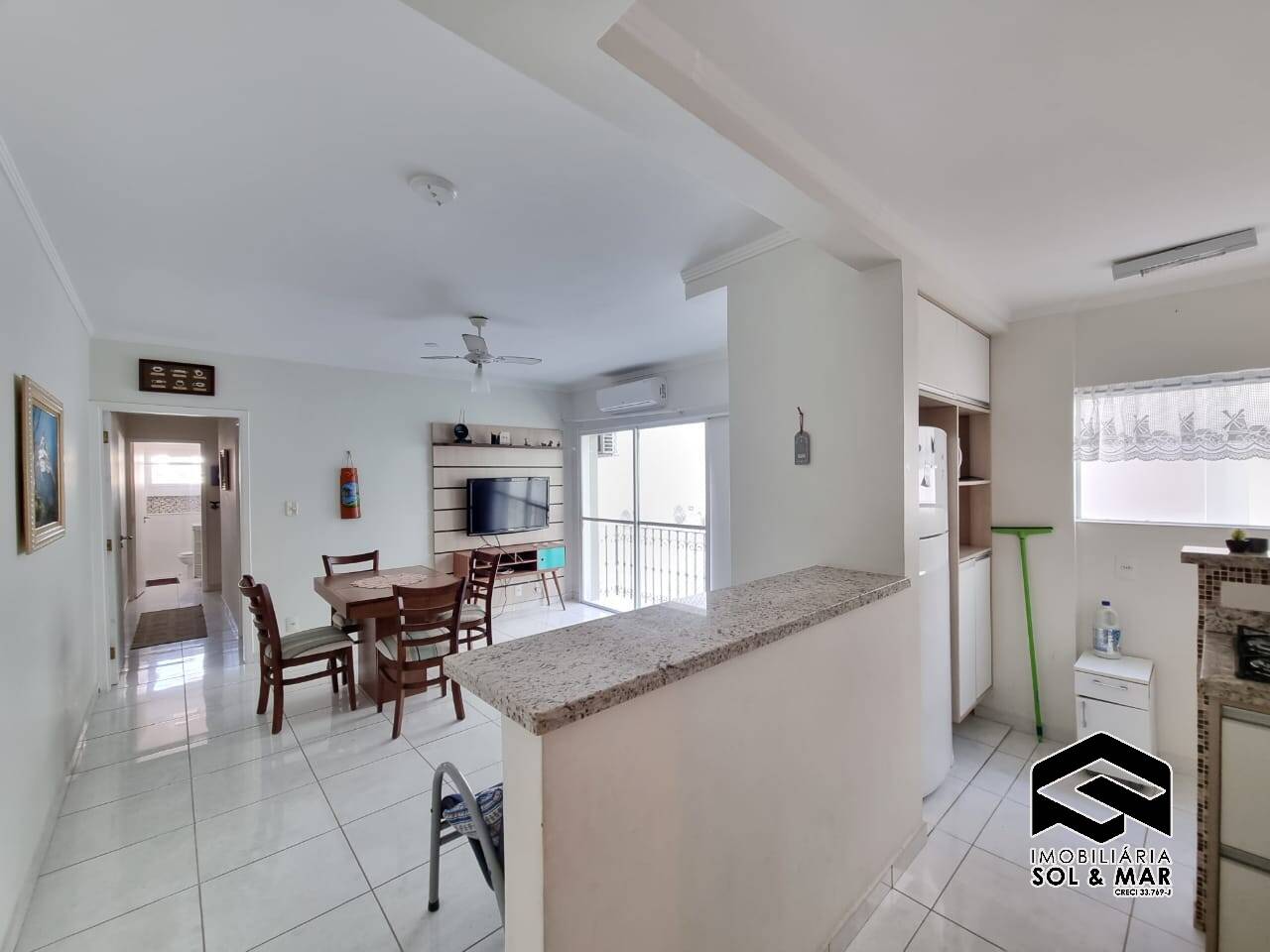 Apartamento à venda e aluguel com 2 quartos, 65m² - Foto 2