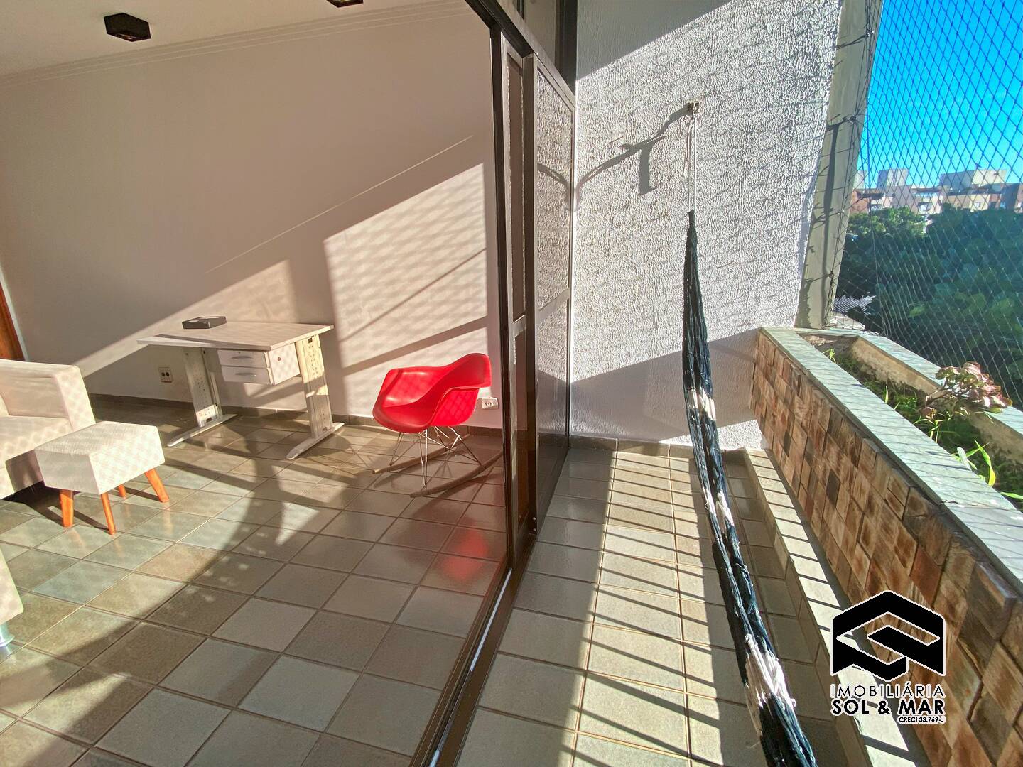 Apartamento à venda e aluguel com 3 quartos, 95m² - Foto 4