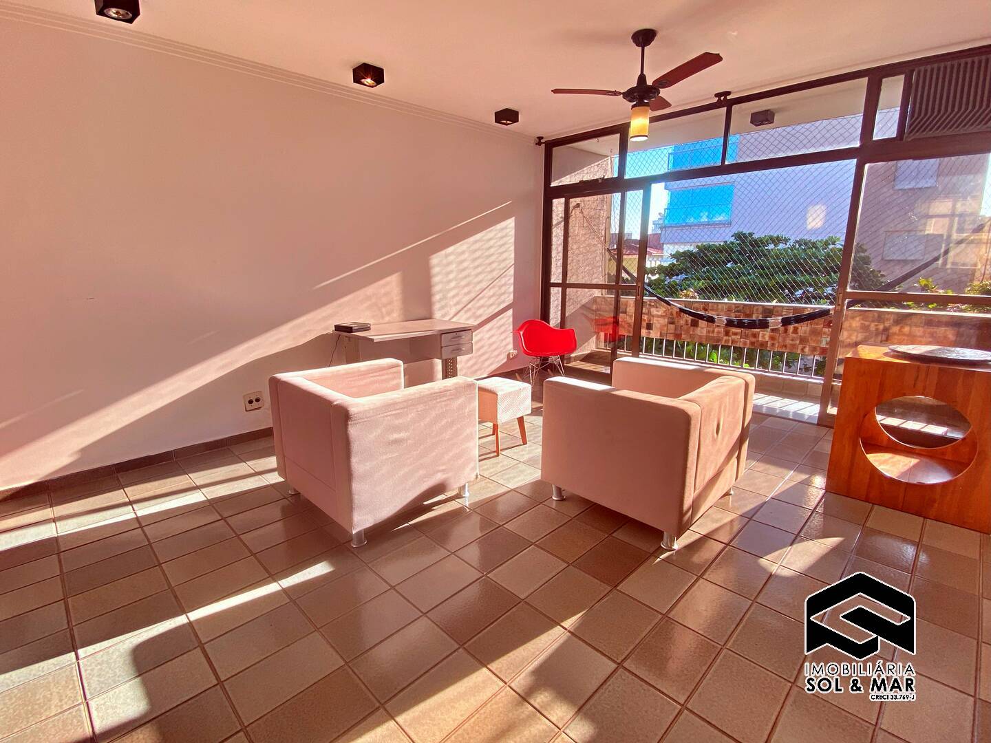 Apartamento à venda e aluguel com 3 quartos, 95m² - Foto 7
