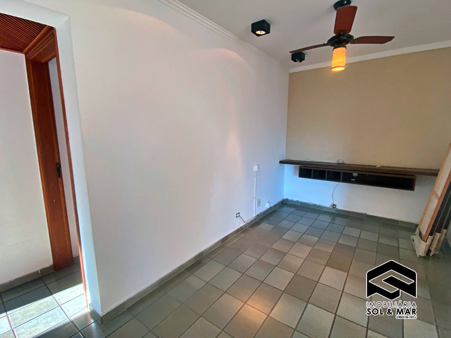 Apartamento à venda e aluguel com 3 quartos, 95m² - Foto 8