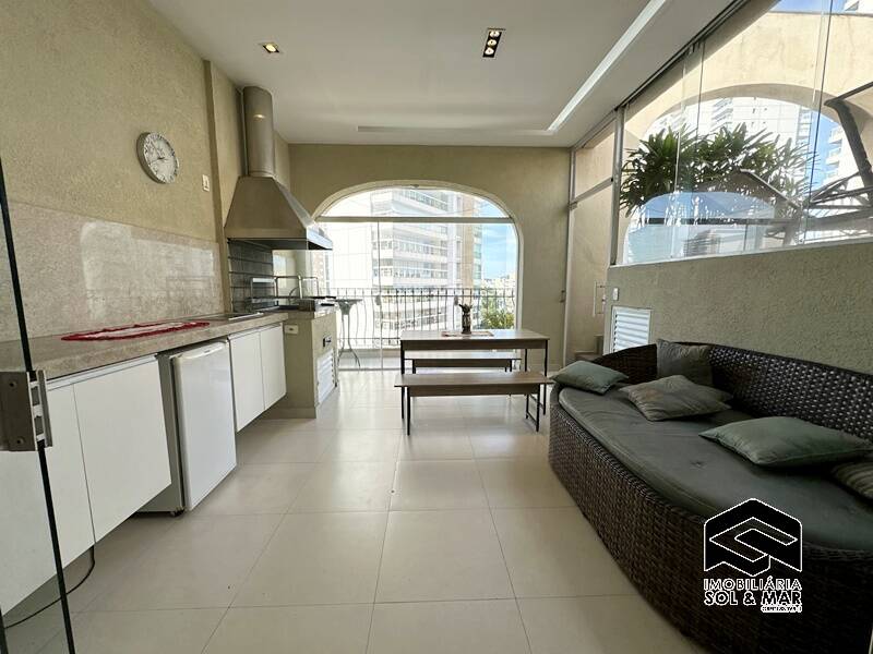 Apartamento à venda com 3 quartos, 200m² - Foto 4