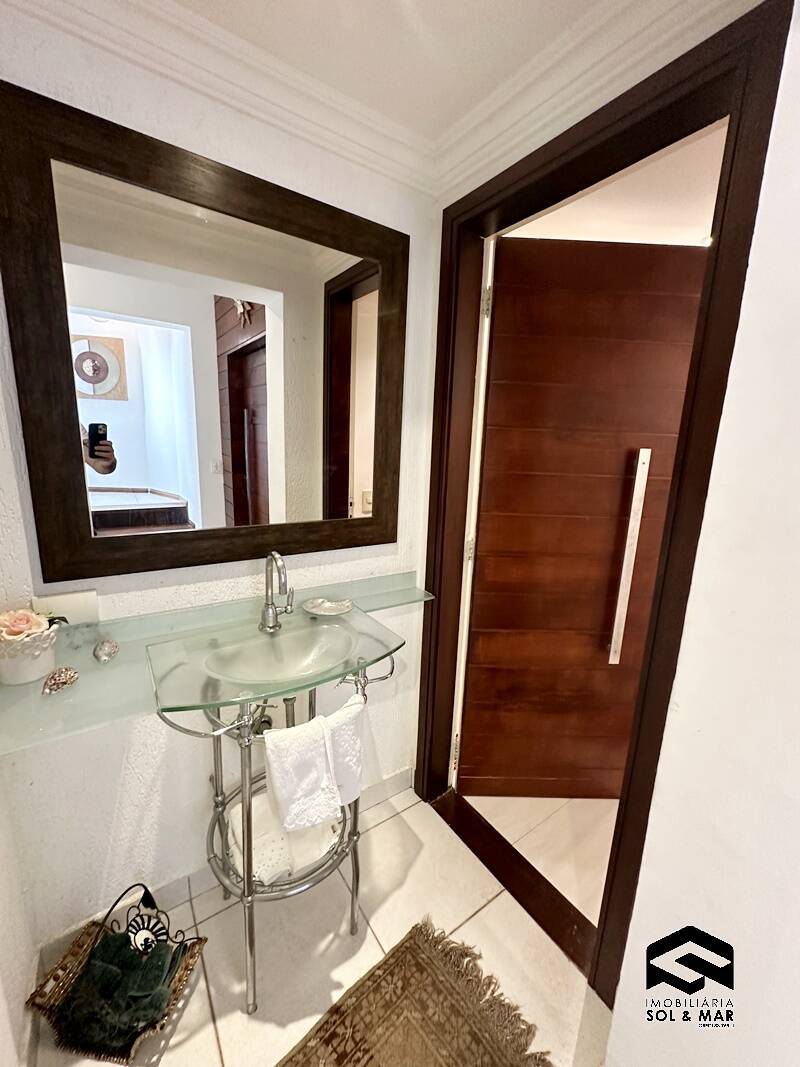 Casa de Condomínio à venda com 6 quartos, 600m² - Foto 3