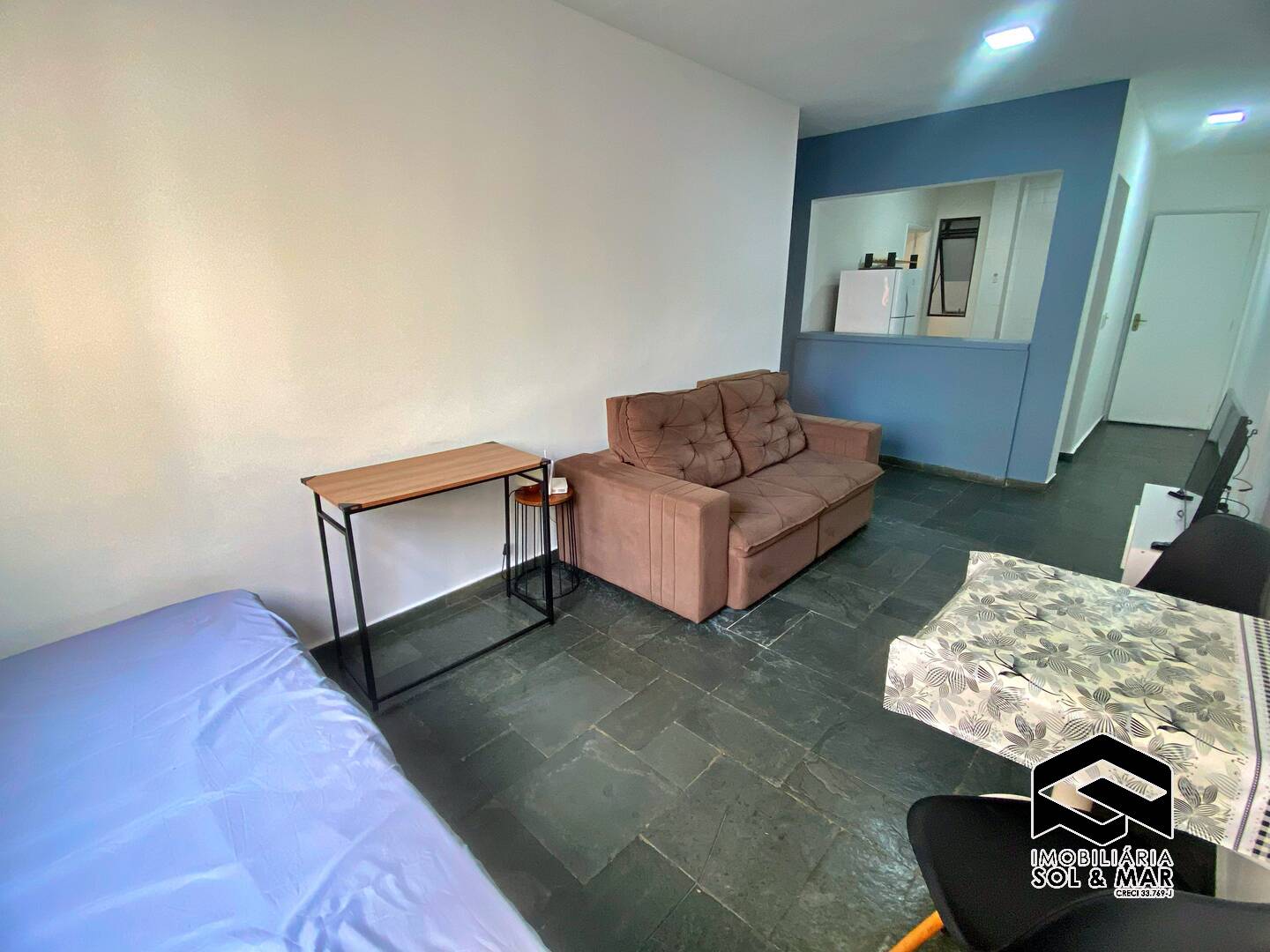 Apartamento à venda e aluguel com 1 quarto, 50m² - Foto 4
