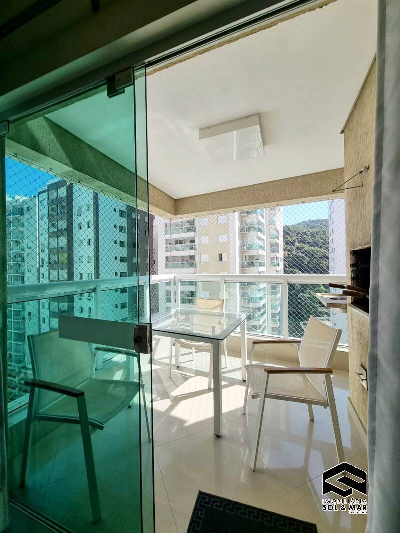 Apartamento à venda com 2 quartos, 76m² - Foto 3