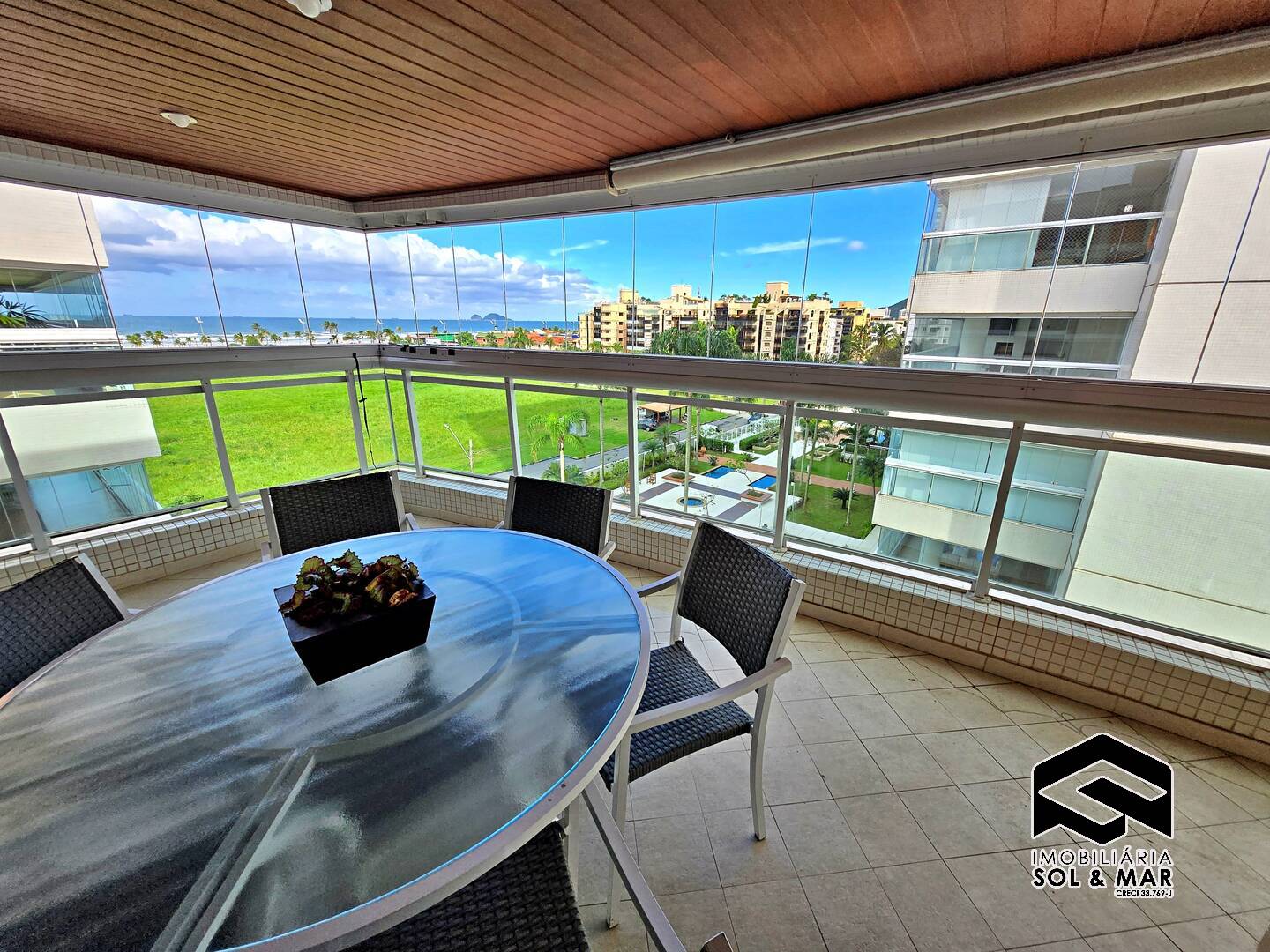 Apartamento à venda e aluguel com 5 quartos, 171m² - Foto 1