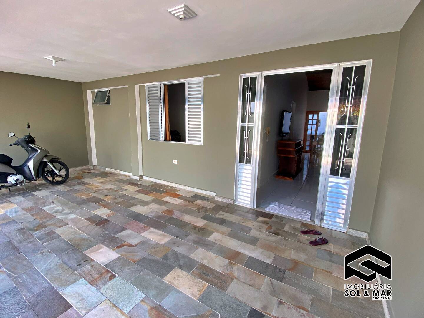 Casa à venda com 3 quartos, 106m² - Foto 3