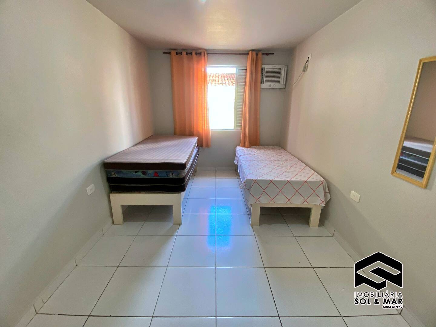 Casa à venda com 3 quartos, 106m² - Foto 11
