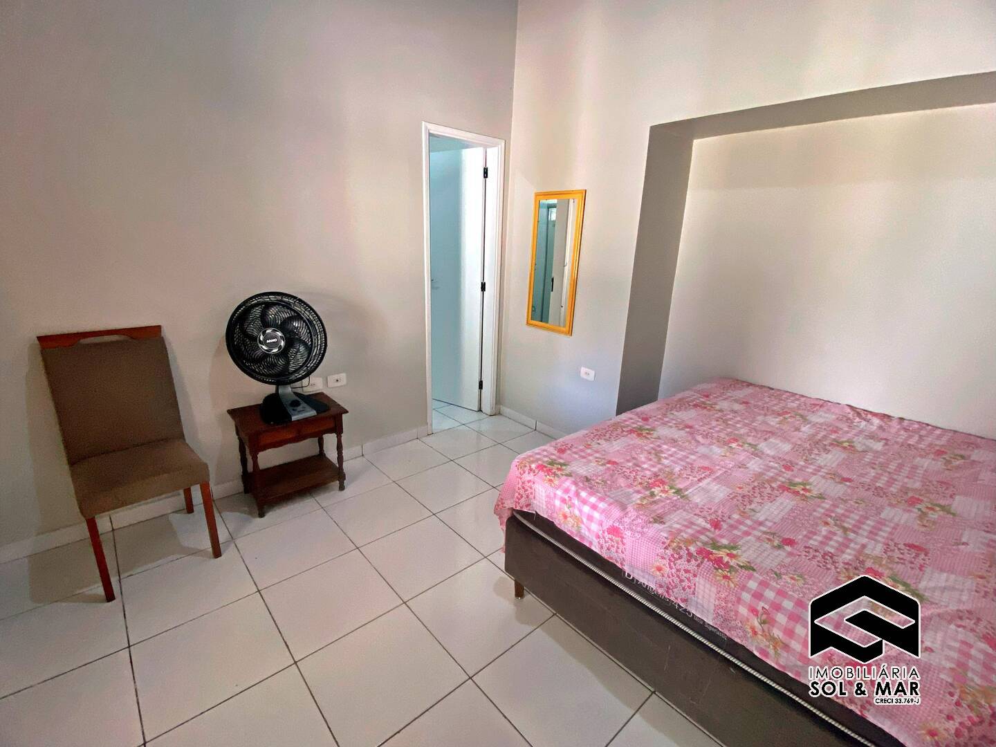 Casa à venda com 3 quartos, 106m² - Foto 14