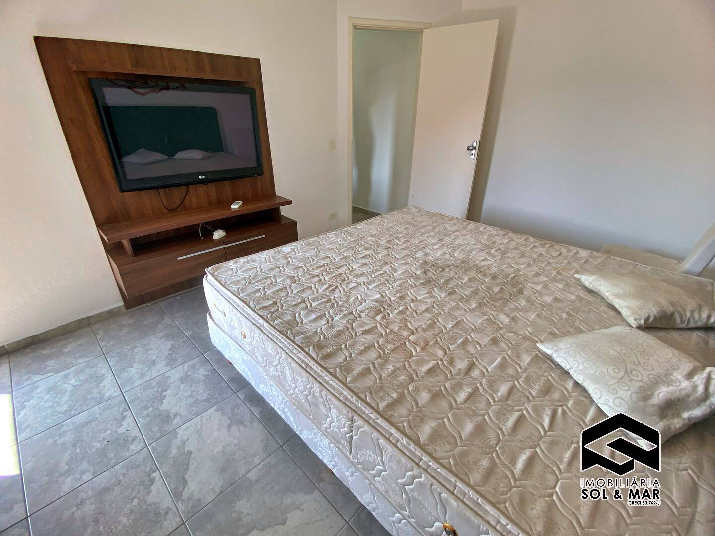 Apartamento para alugar com 3 quartos, 110m² - Foto 14