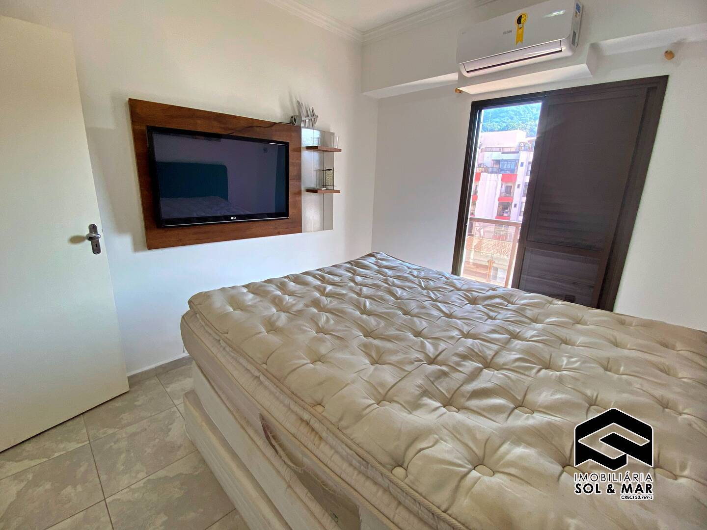 Apartamento para alugar com 3 quartos, 110m² - Foto 18