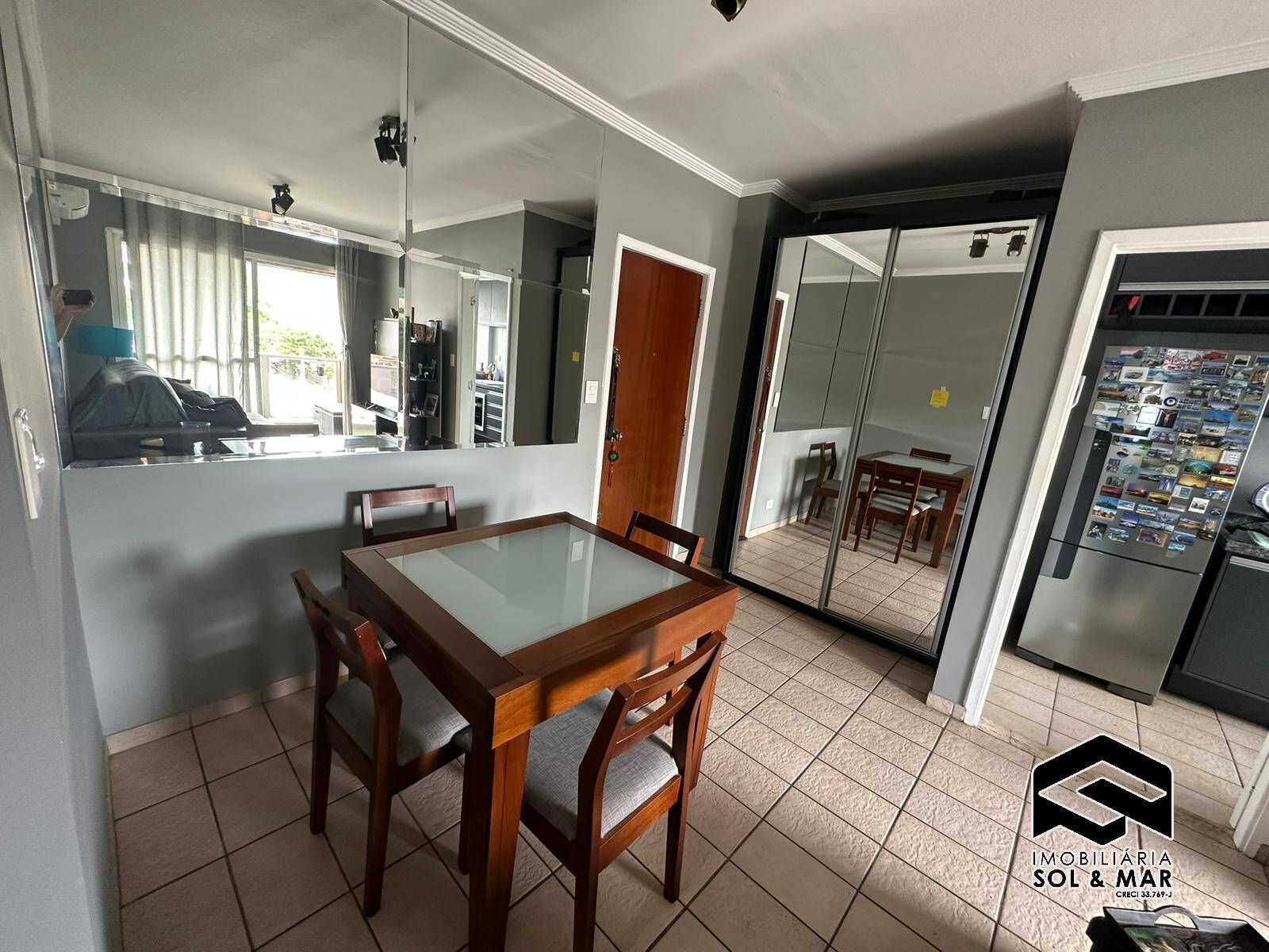 Apartamento à venda com 2 quartos, 60m² - Foto 4