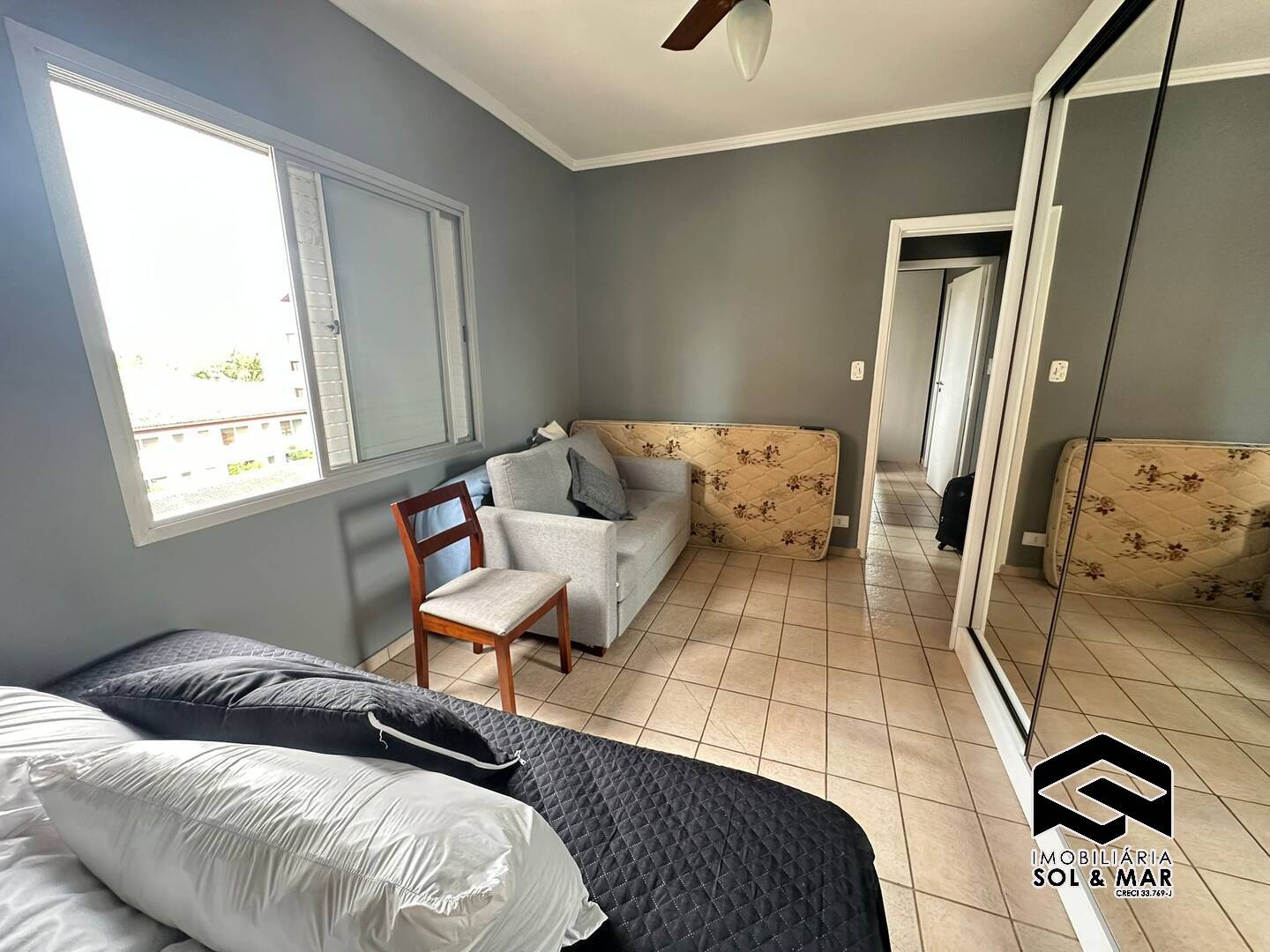 Apartamento à venda com 2 quartos, 60m² - Foto 7