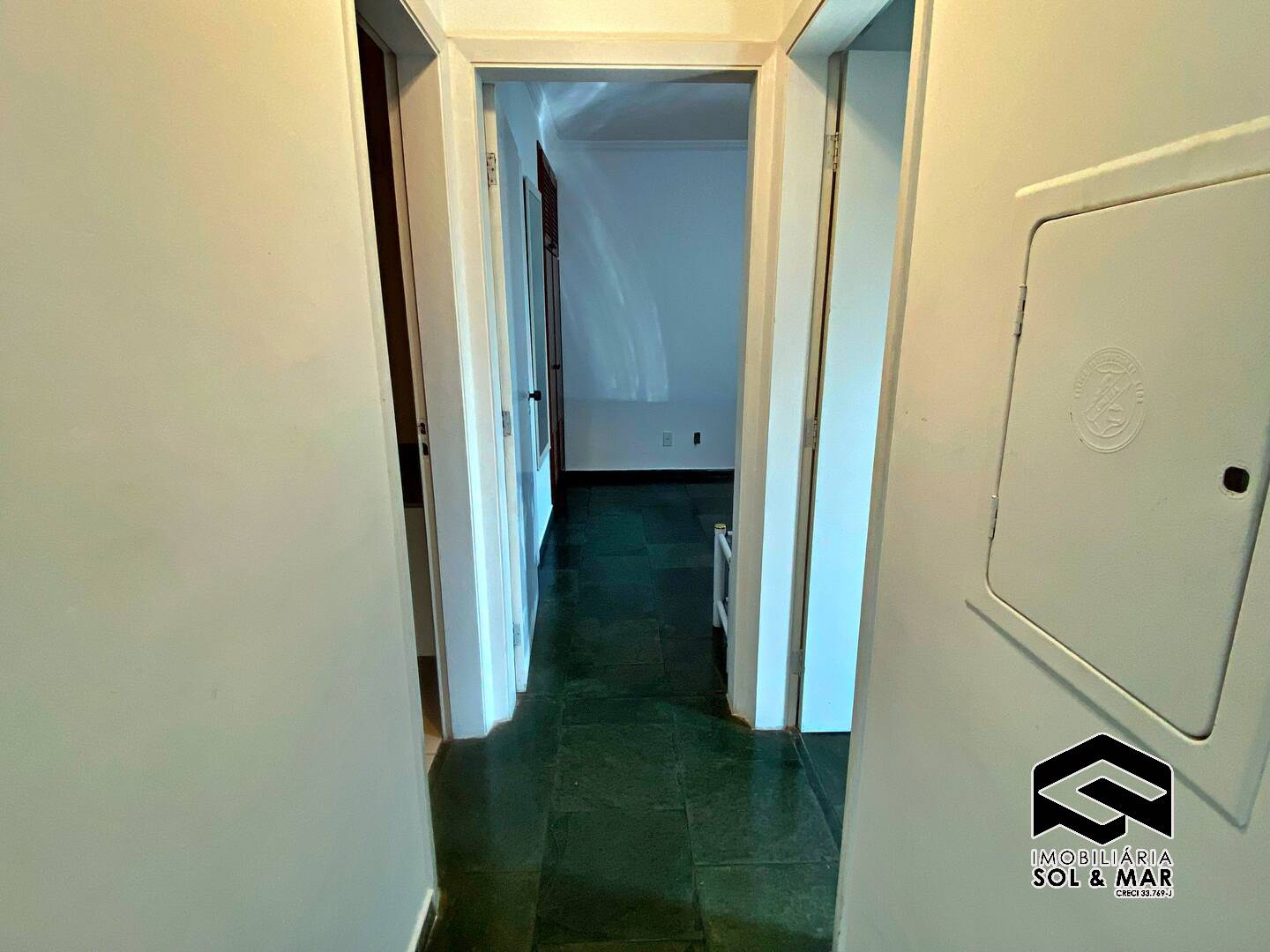 Apartamento à venda e aluguel com 2 quartos, 68m² - Foto 9
